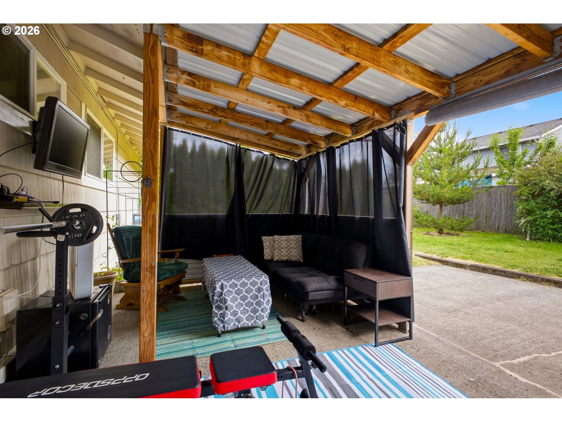 main property photo 41