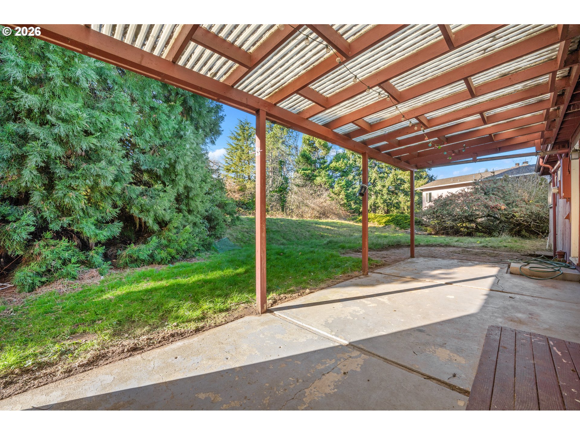 property viewer photo 18