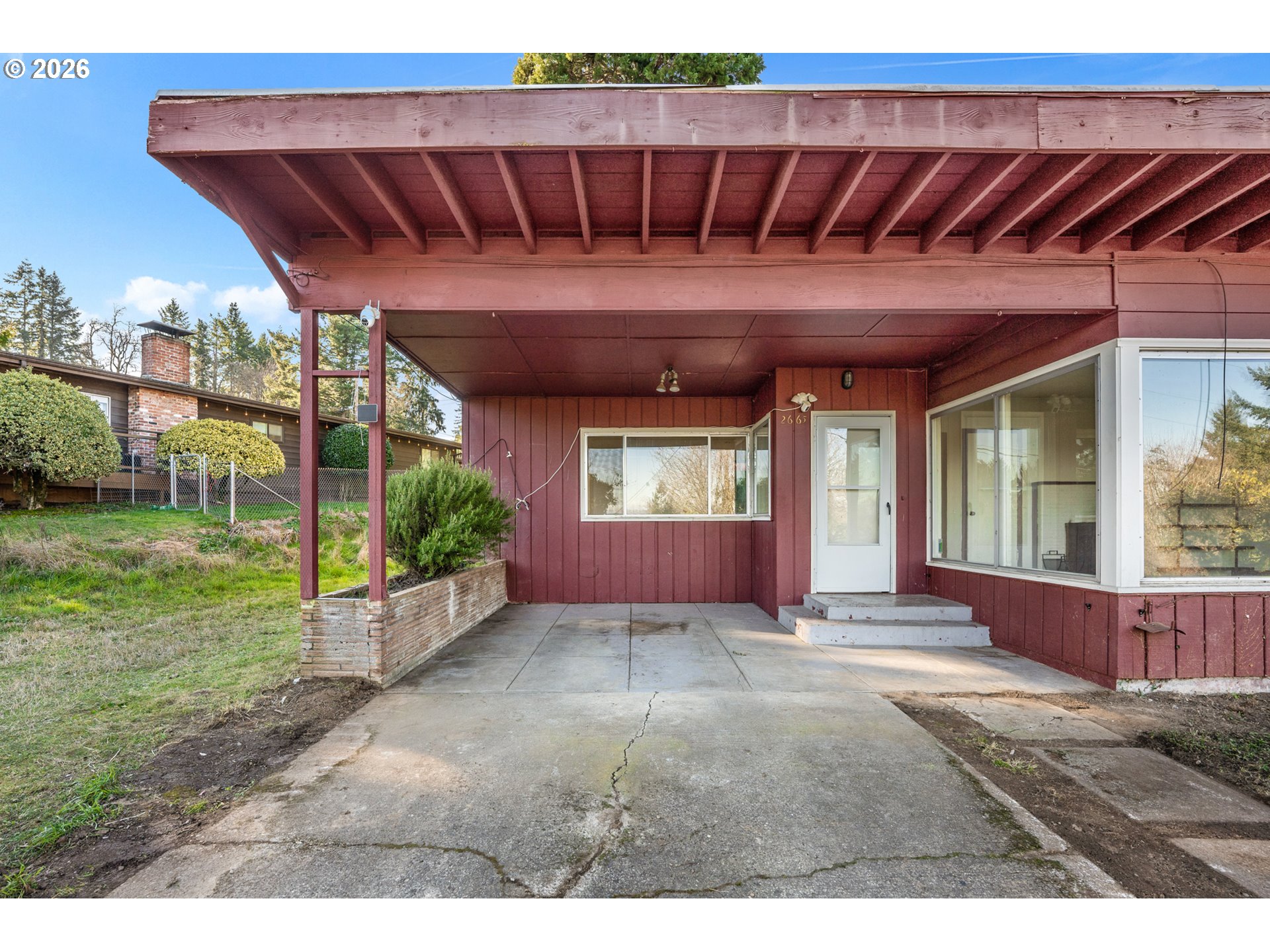 property viewer photo 2
