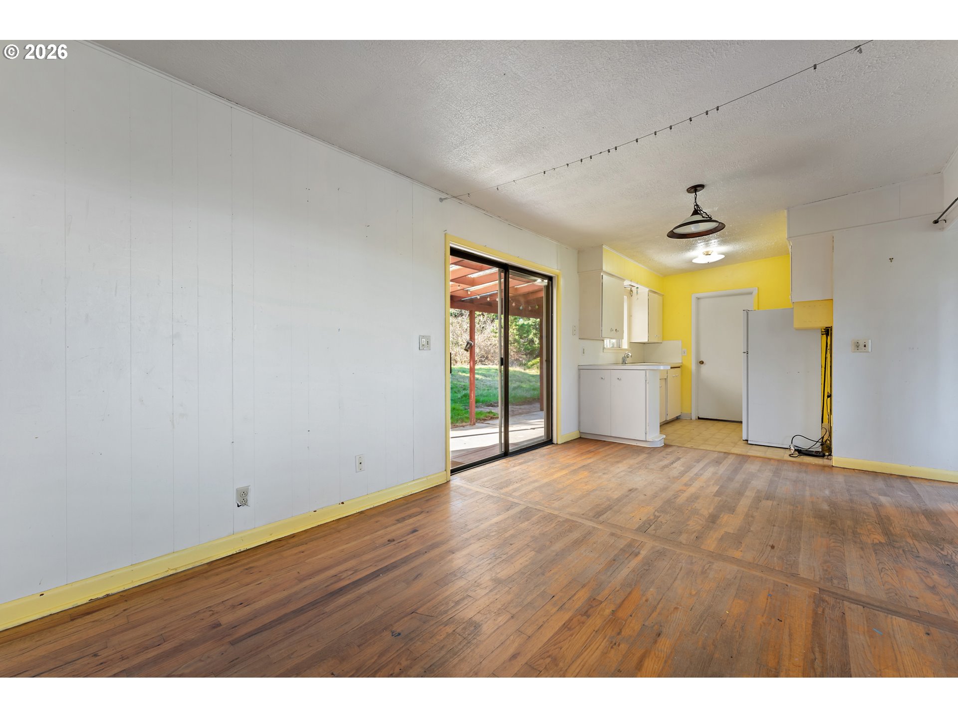 property viewer photo 9
