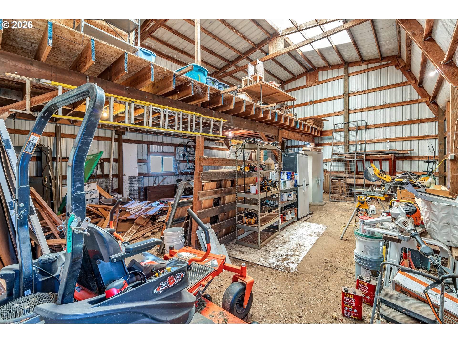 main property photo 41