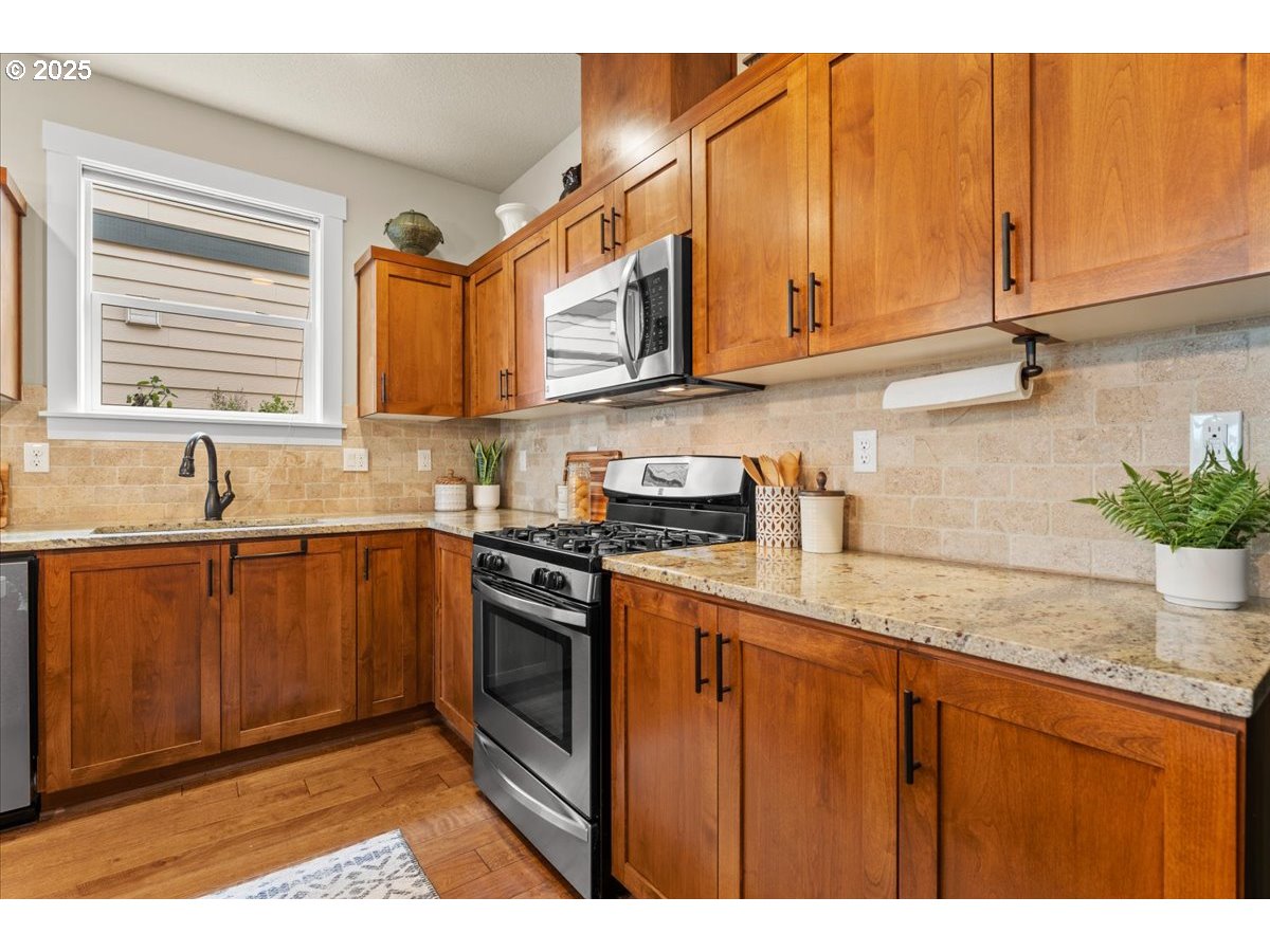 property viewer photo 11