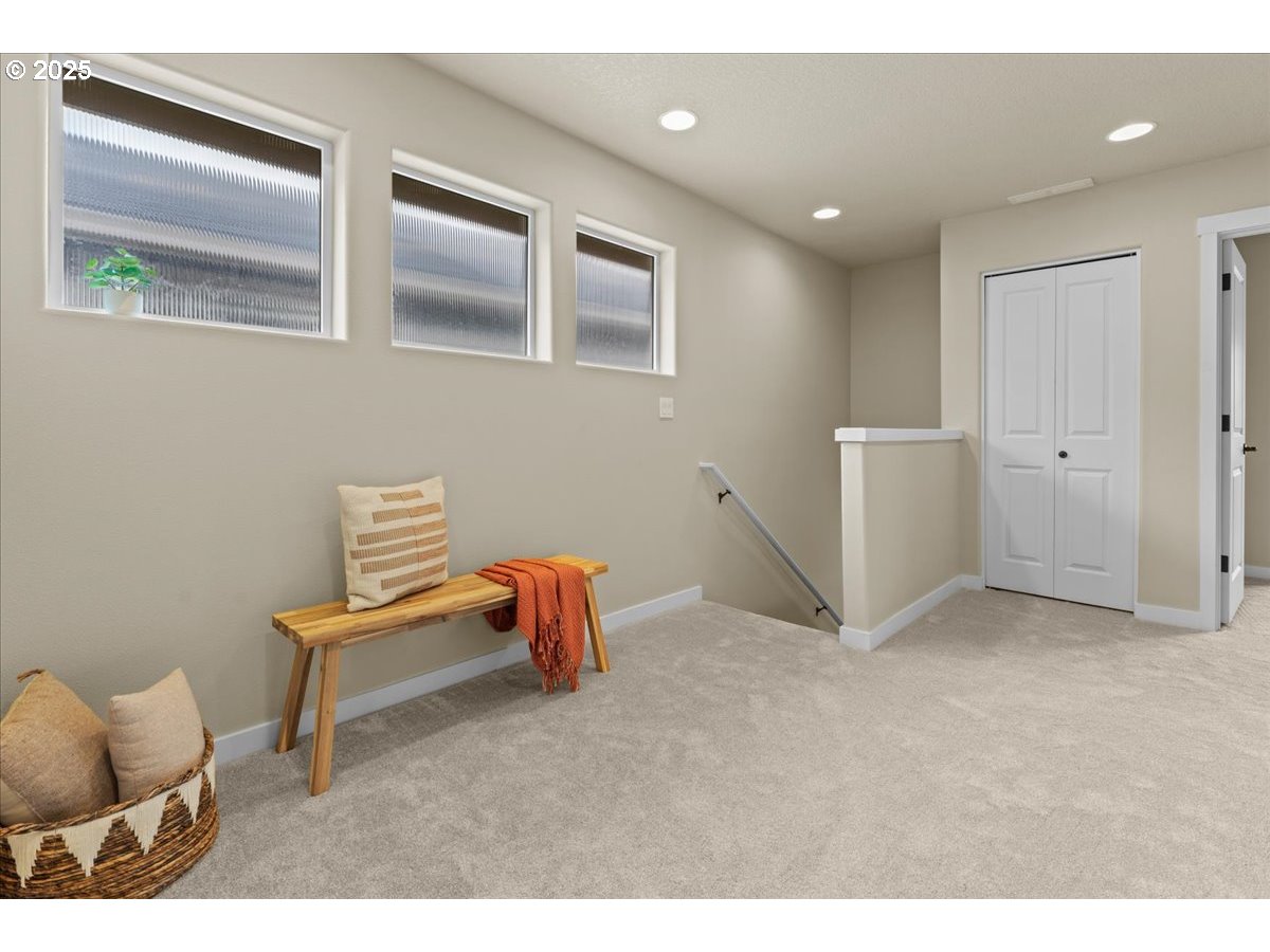 property viewer photo 17