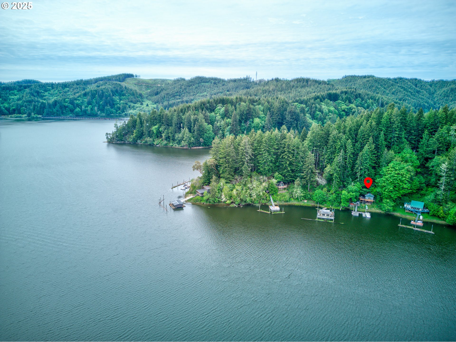main property photo 40