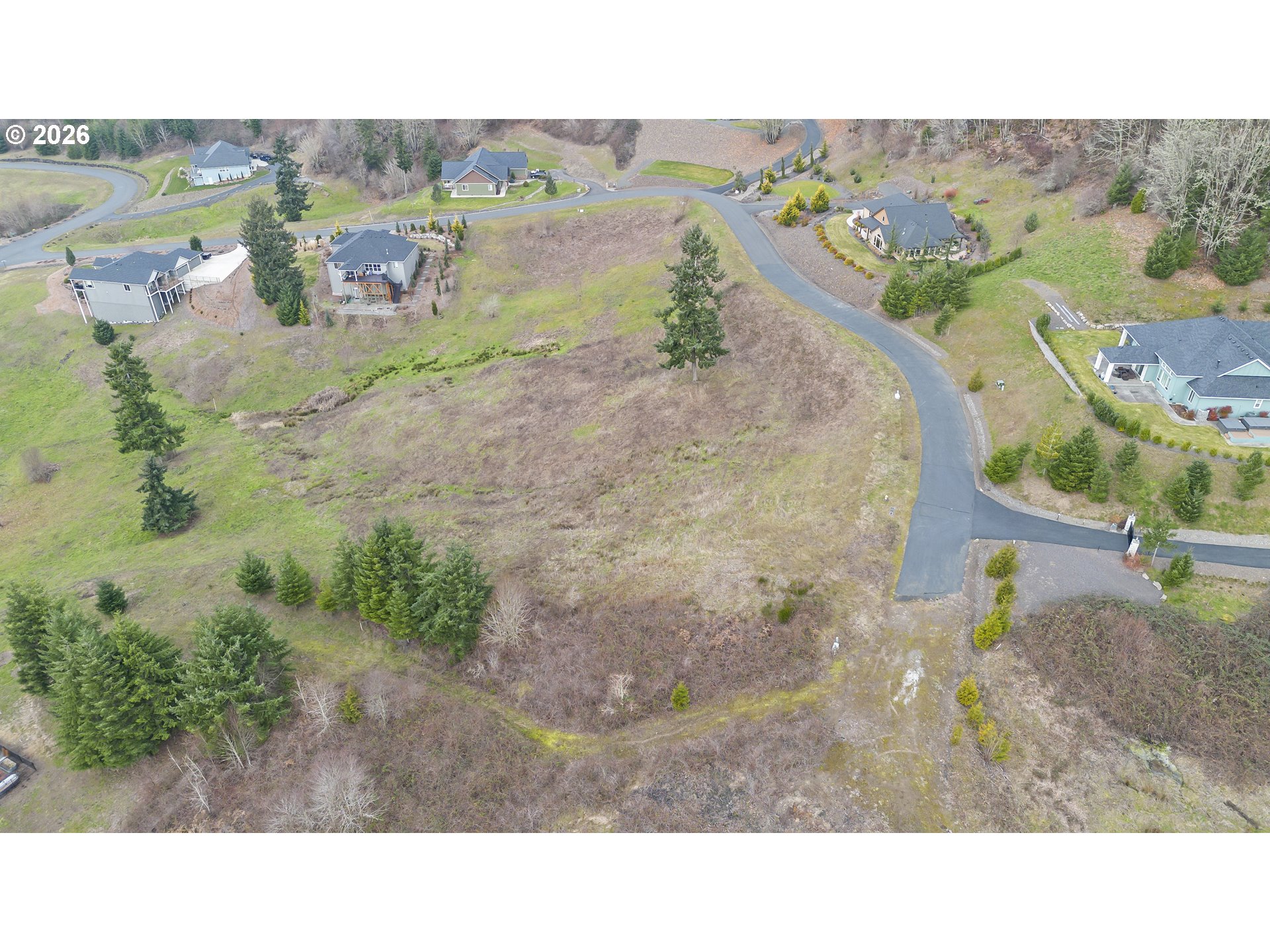 main property photo 12
