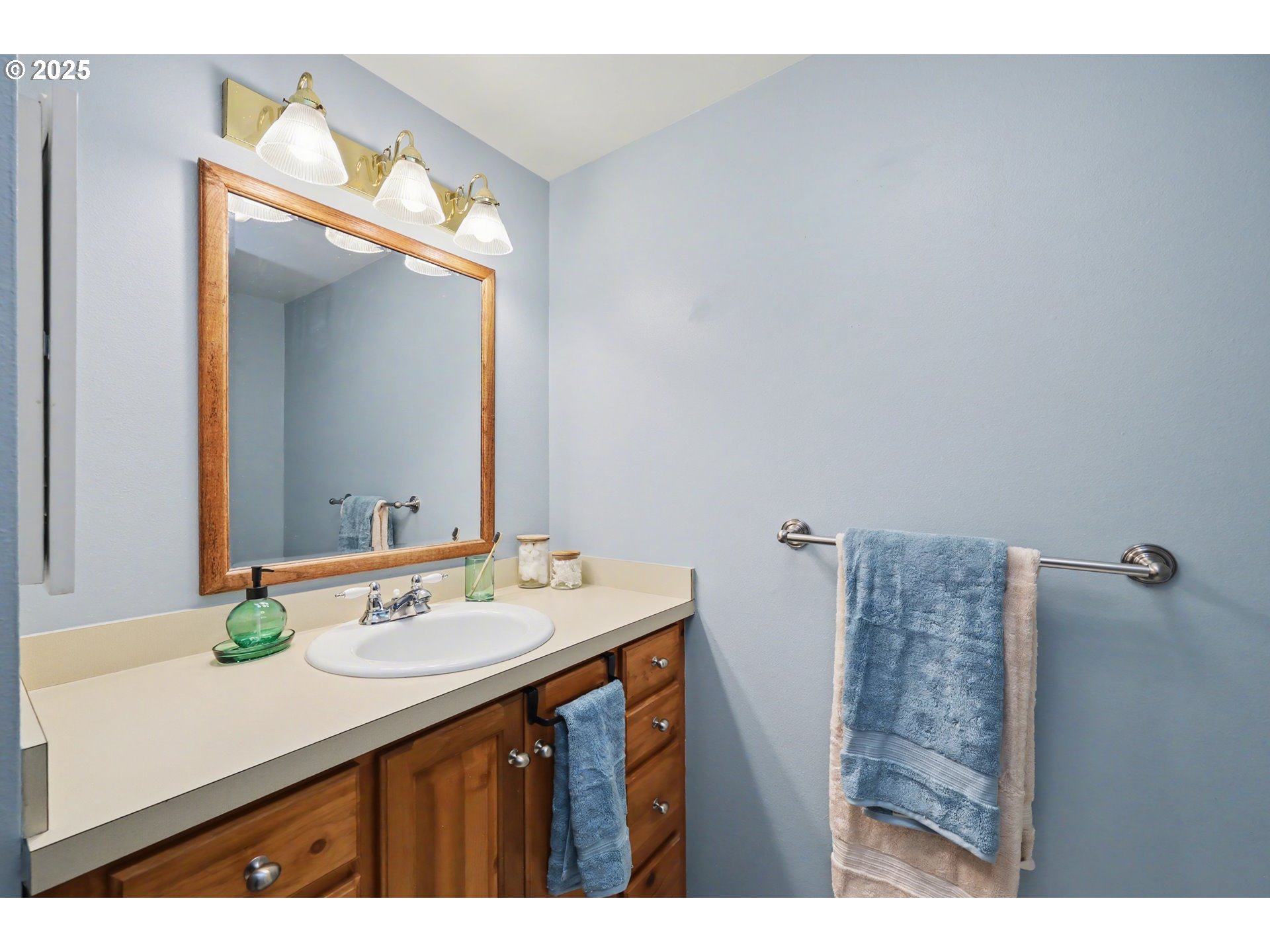 property viewer photo 27