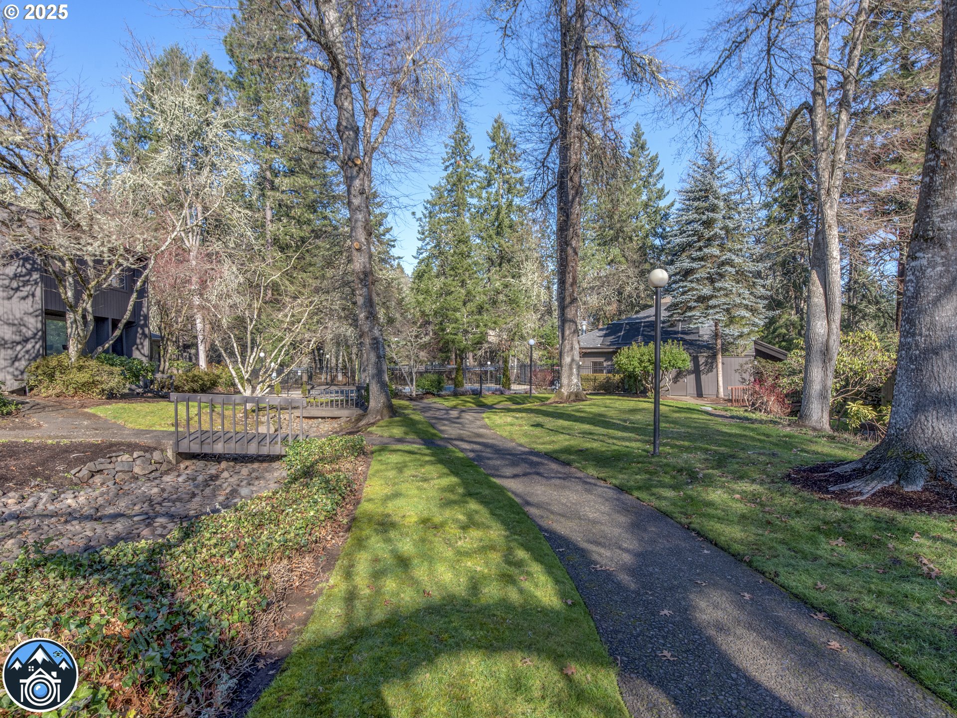 property viewer photo 38