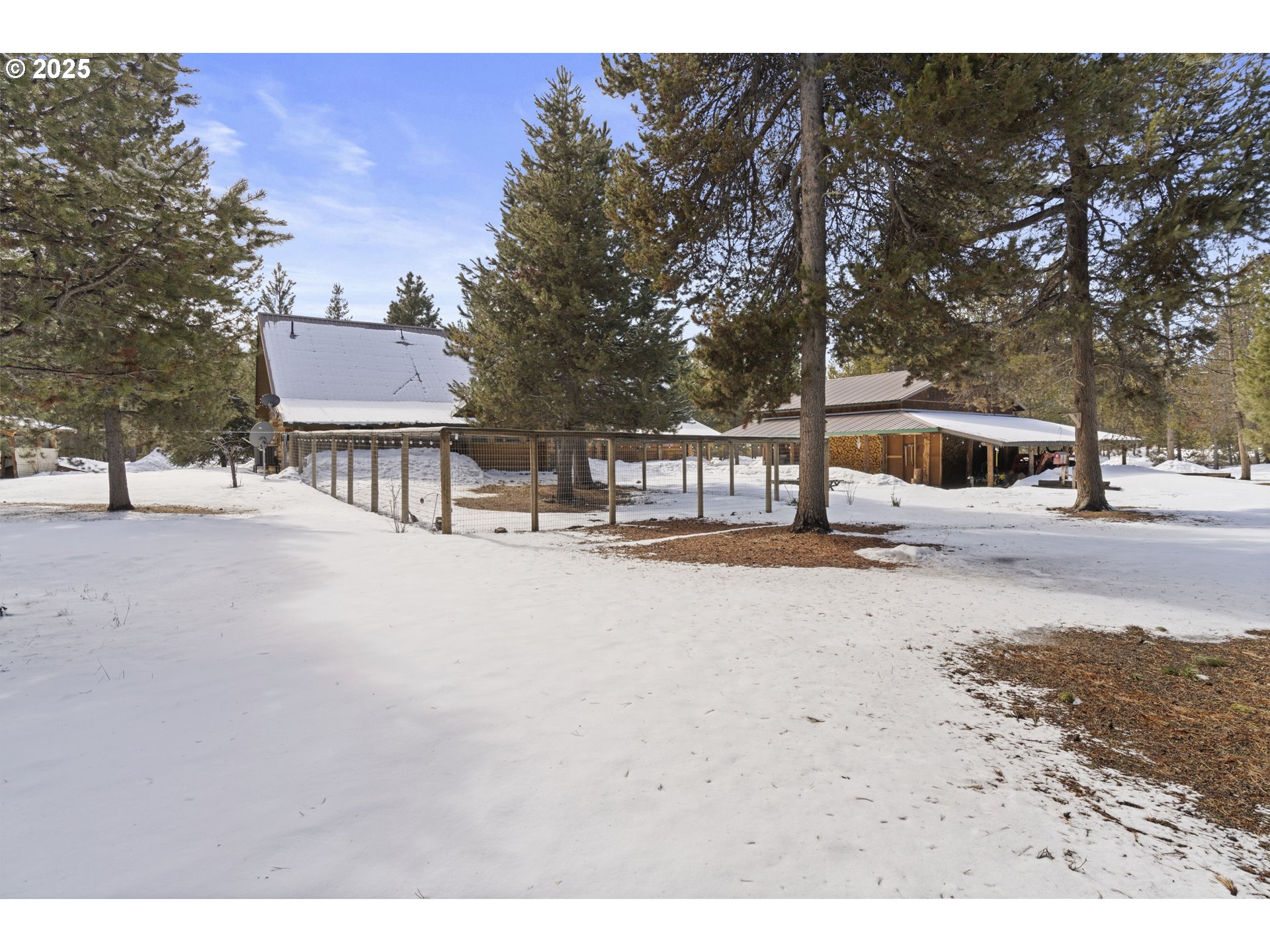 main property photo 32