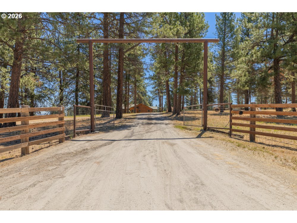 main property photo 45