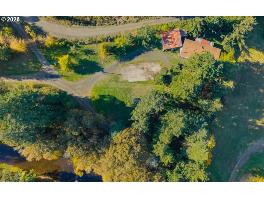 main property photo 31