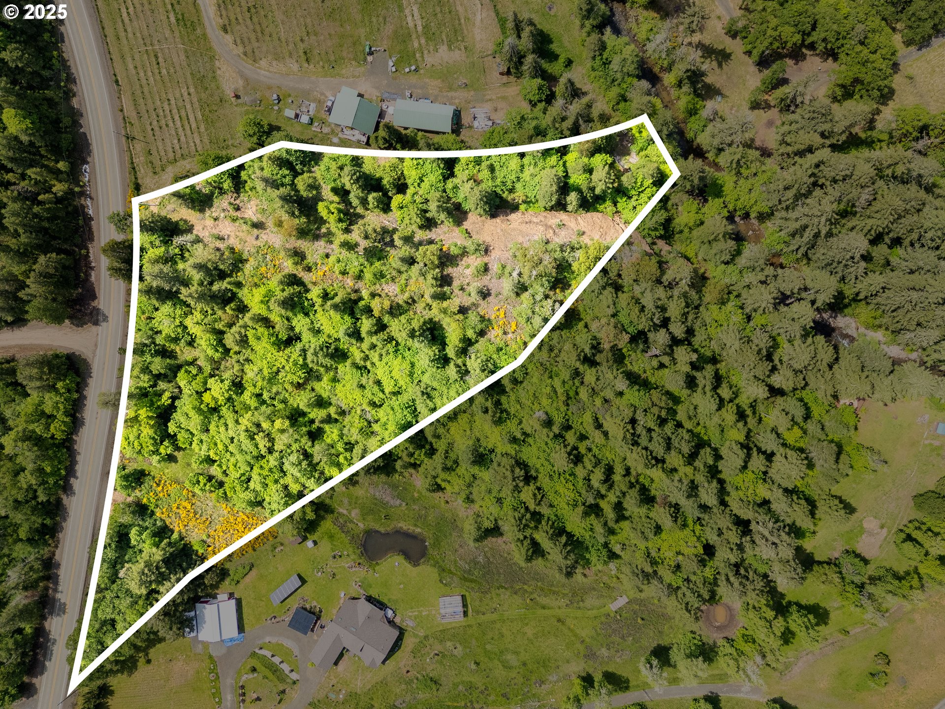 main property photo 2