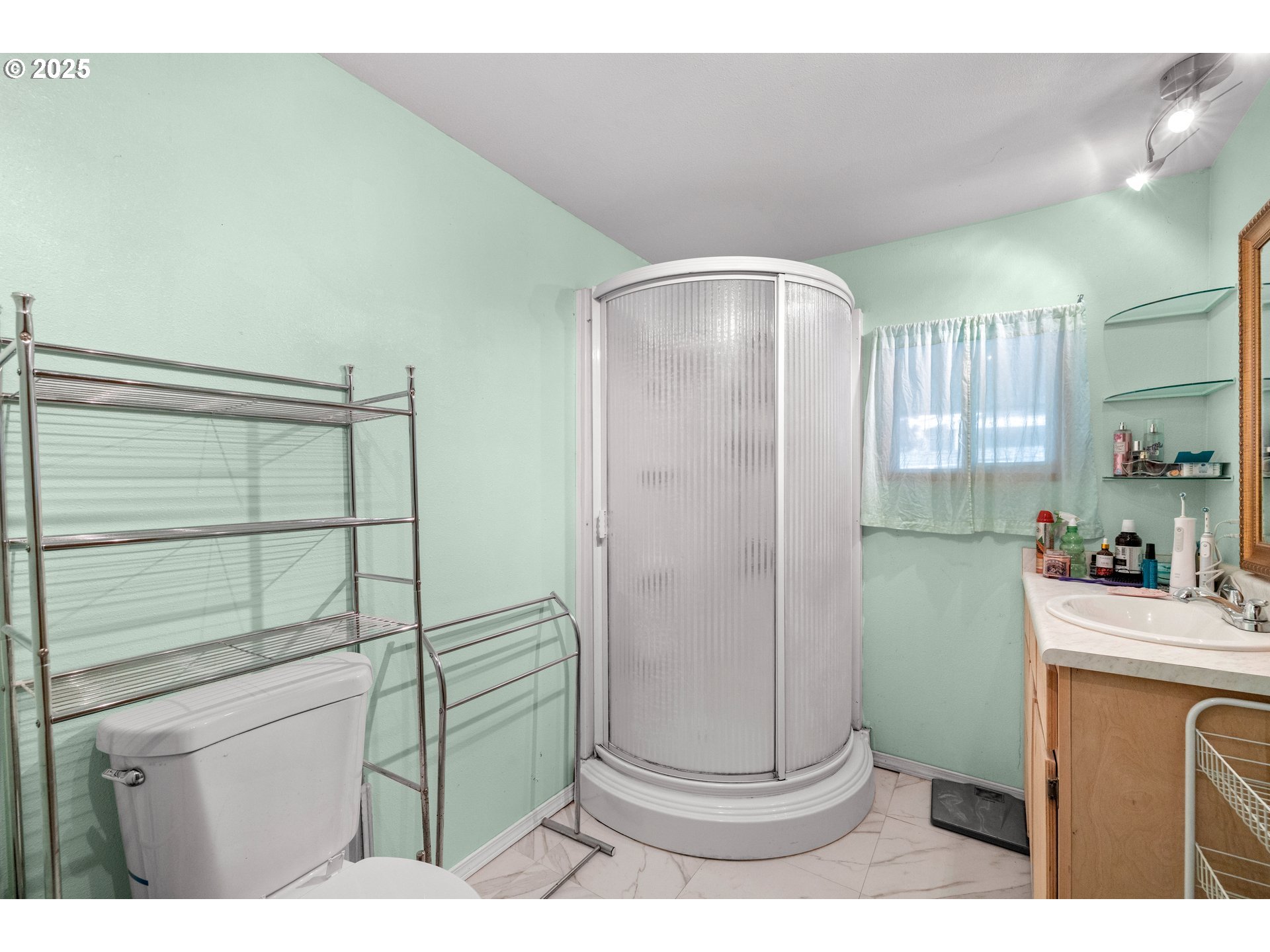 property viewer photo 21