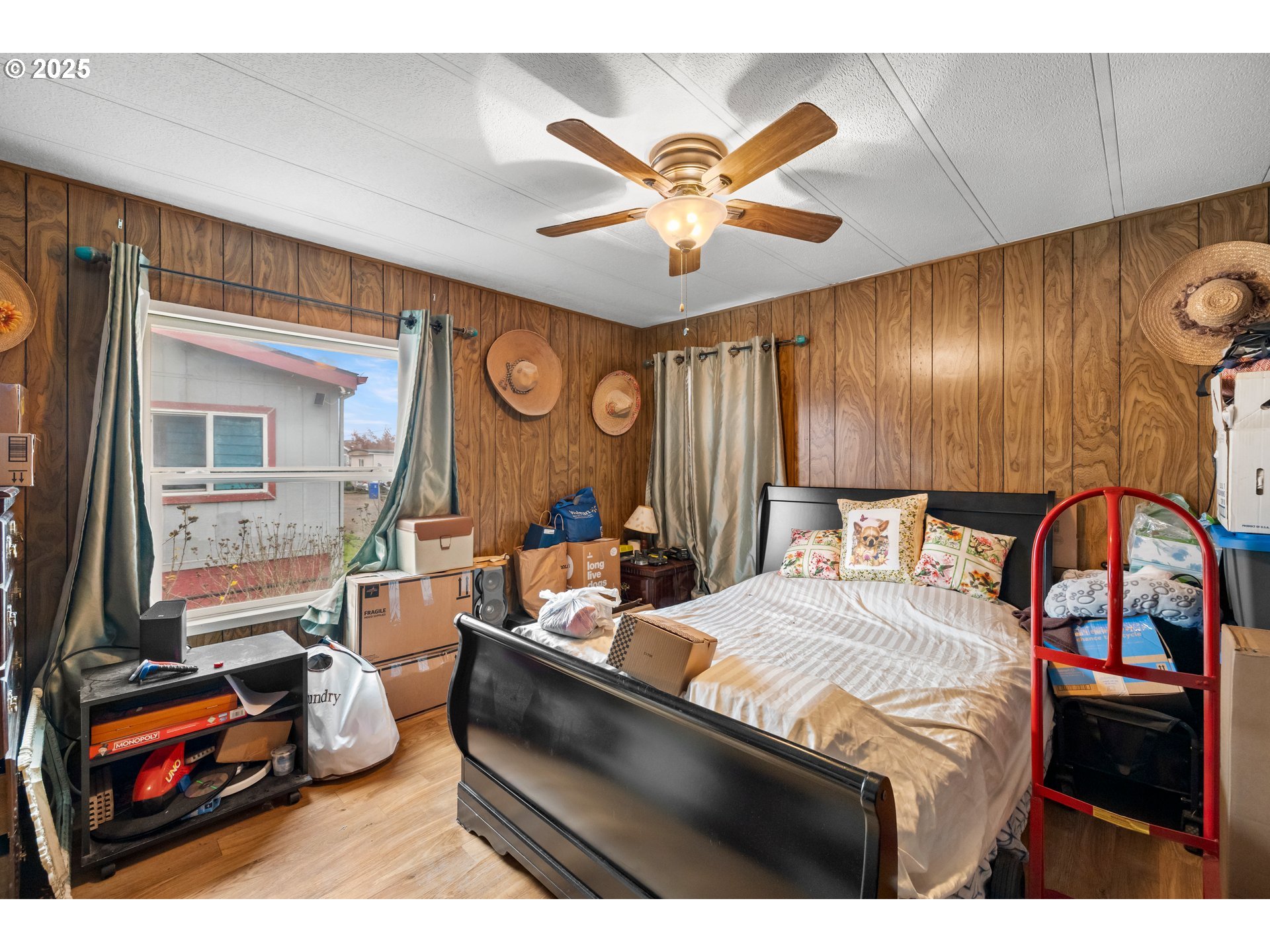 property viewer photo 23