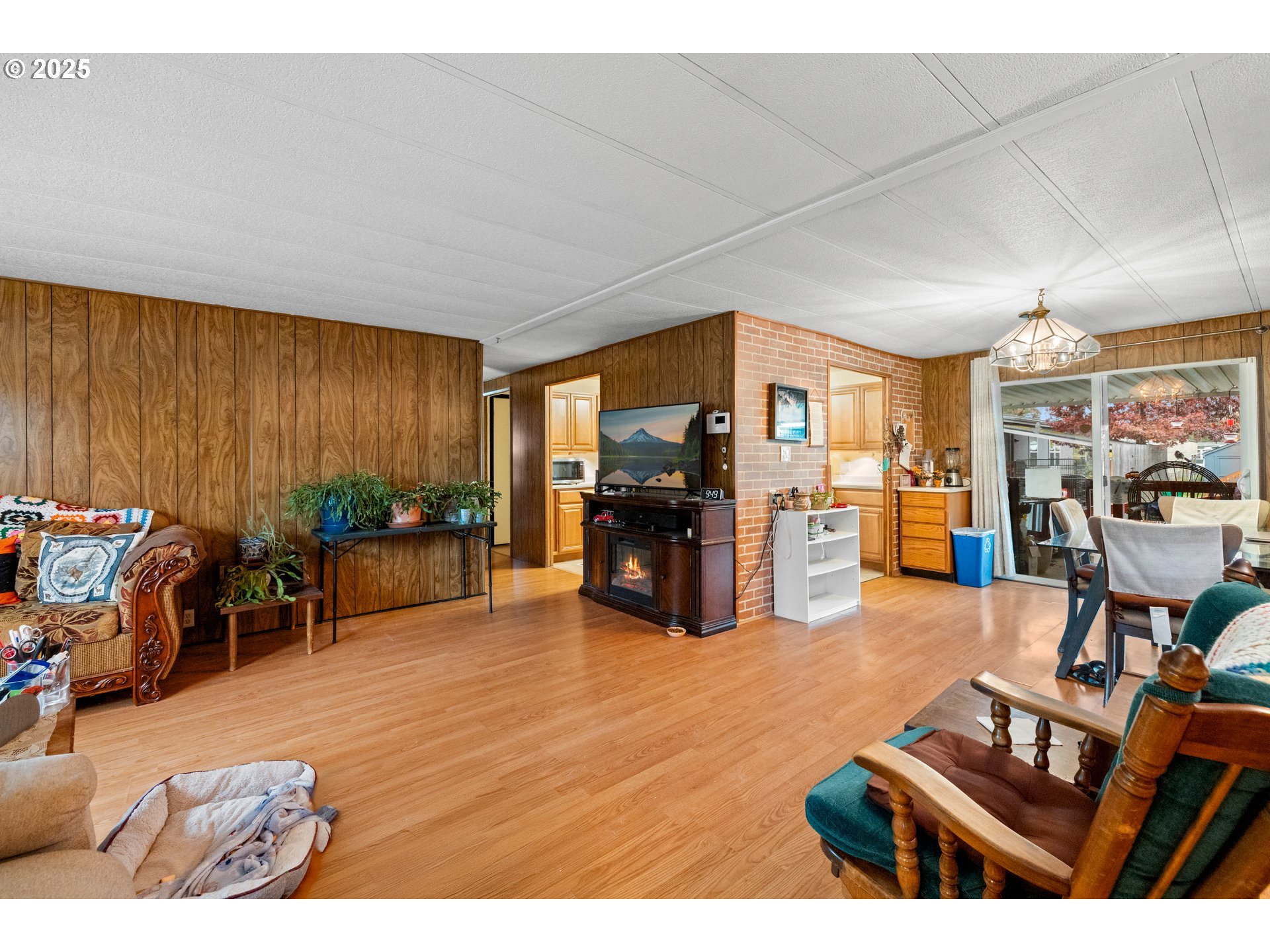 property viewer photo 5