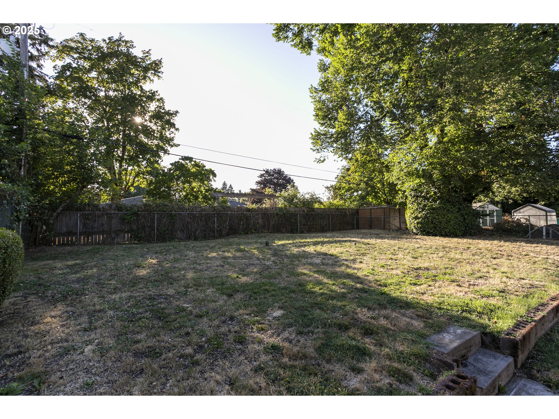 property viewer photo 26