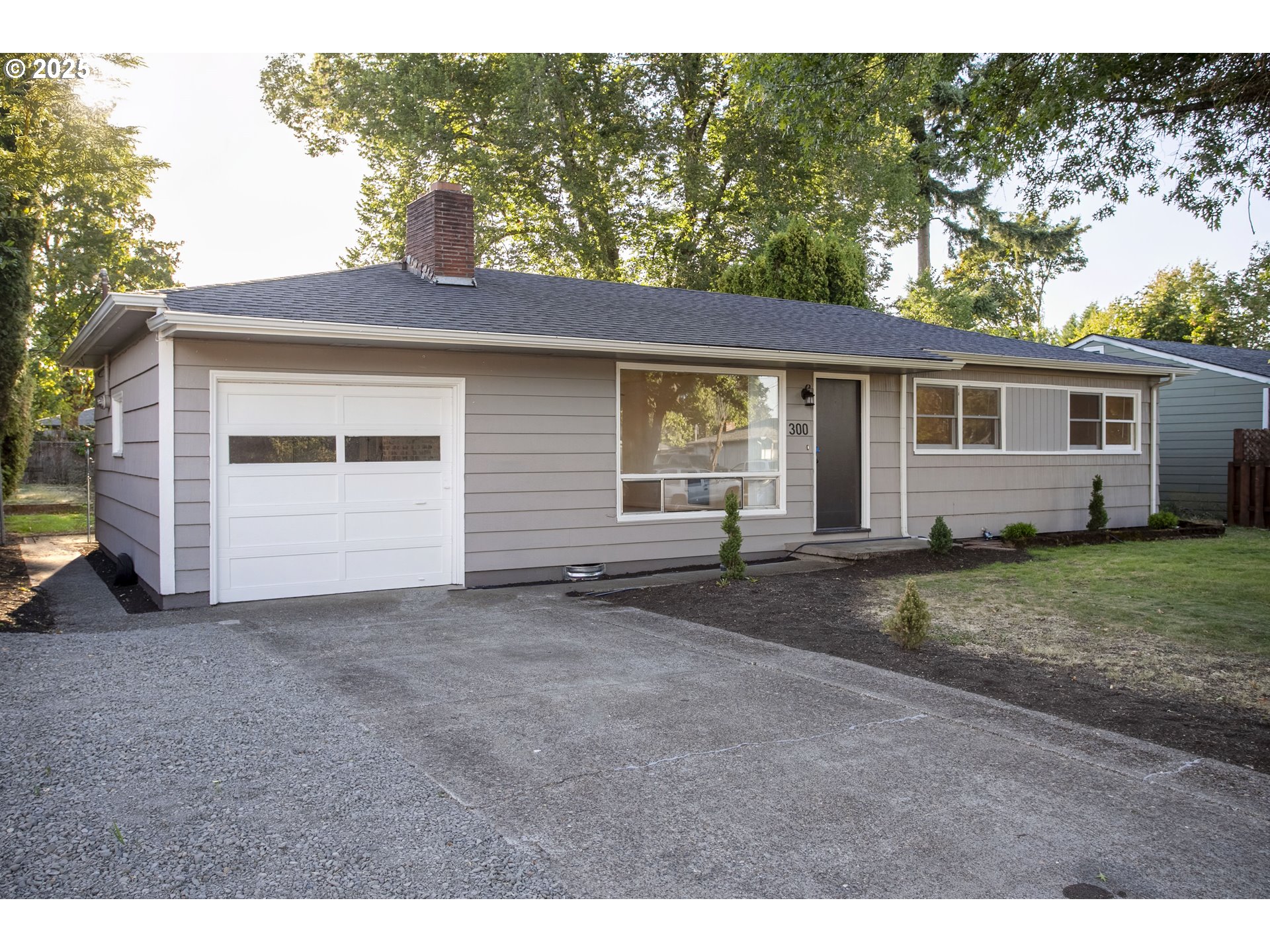 property viewer photo 31