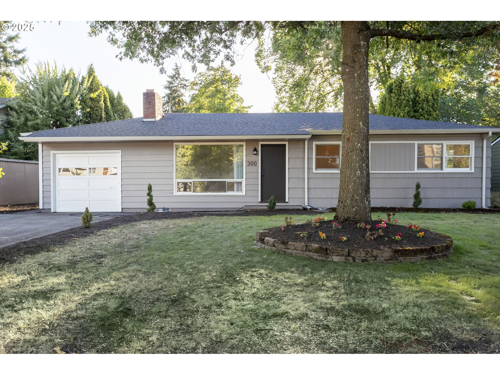property viewer photo 32