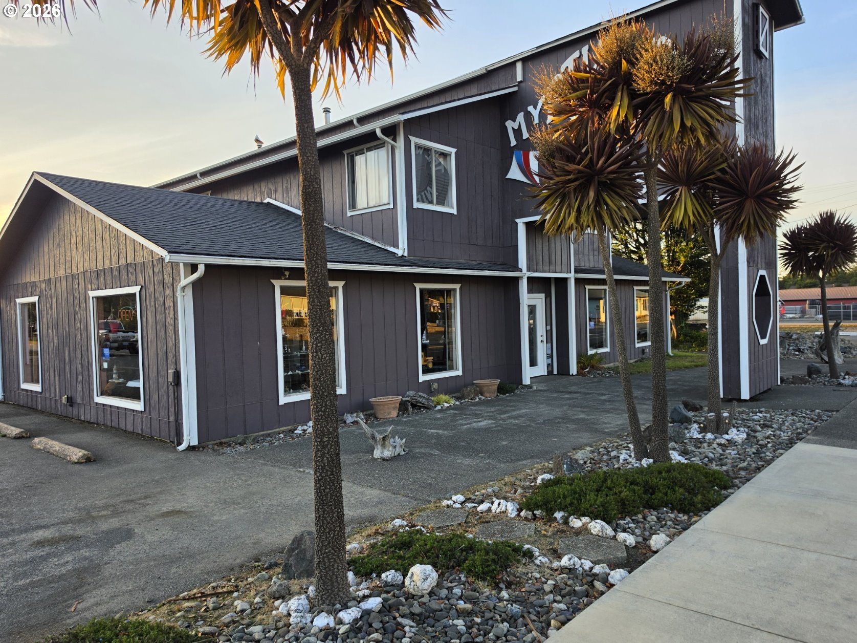 main property photo 36