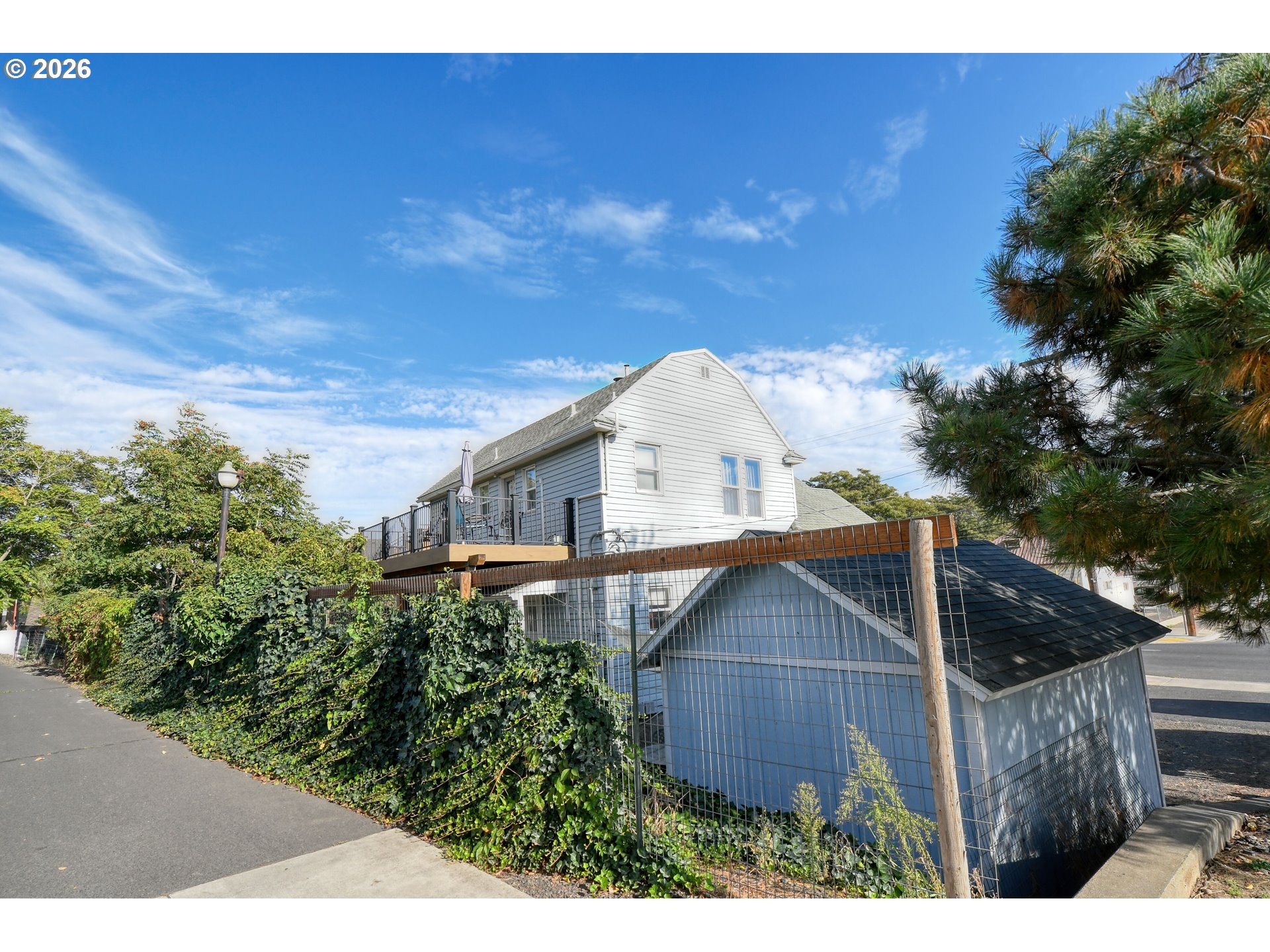 main property photo 44