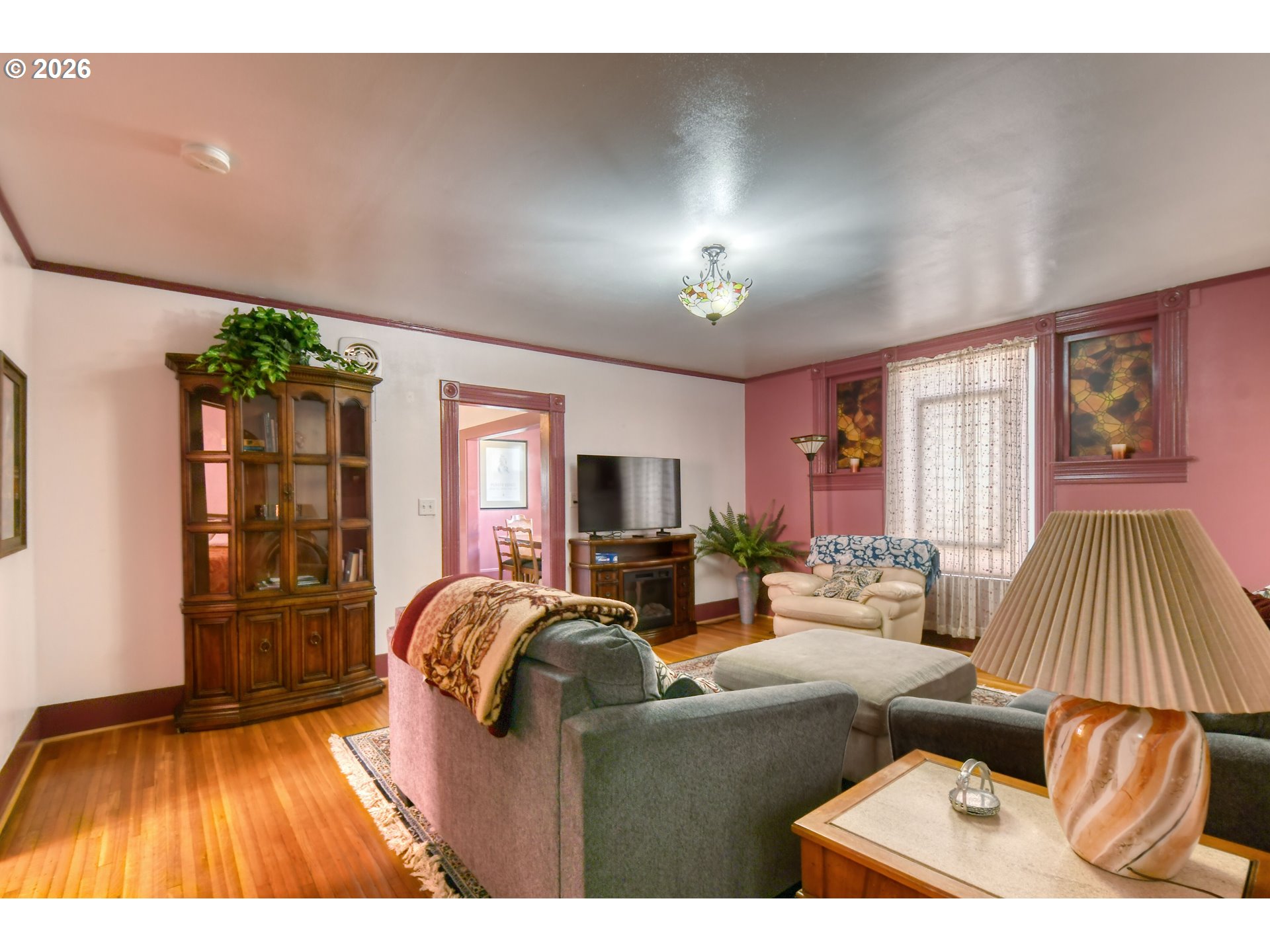 main property photo 5