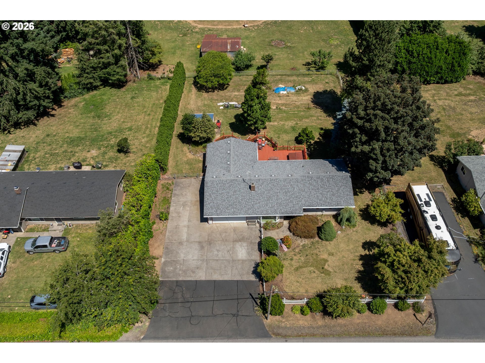 main property photo 41