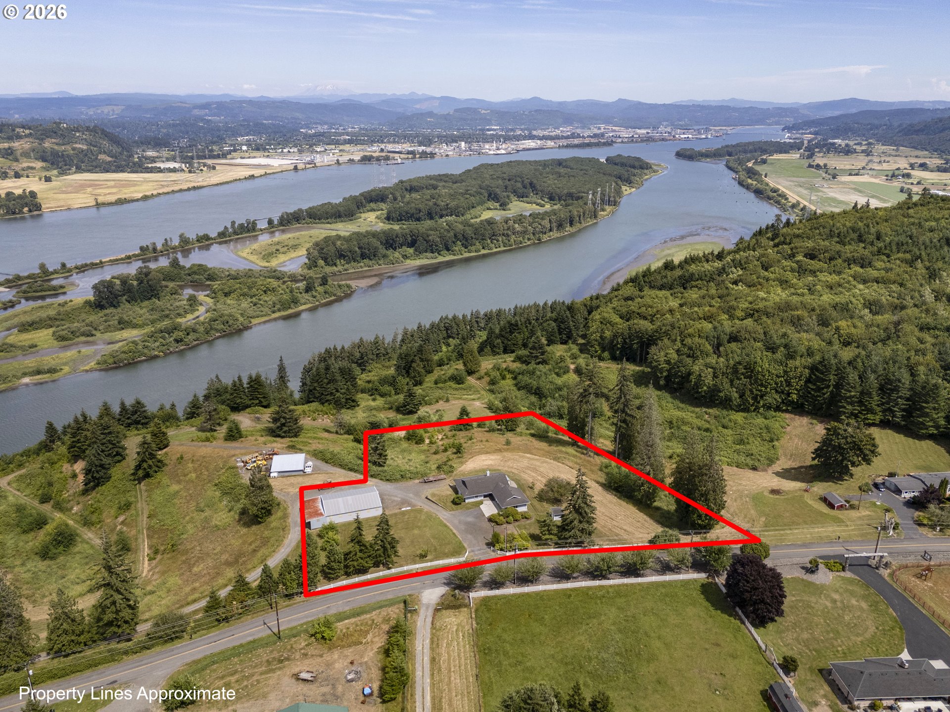 main property photo 18
