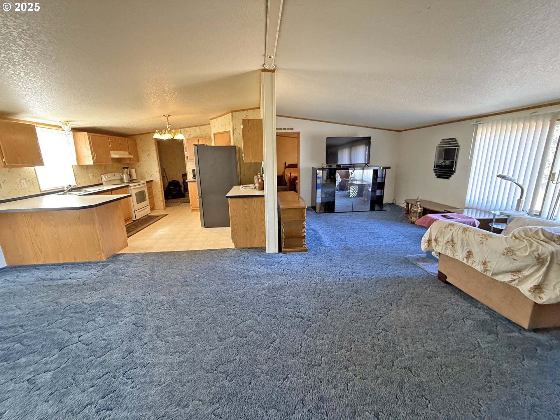 property viewer photo 19