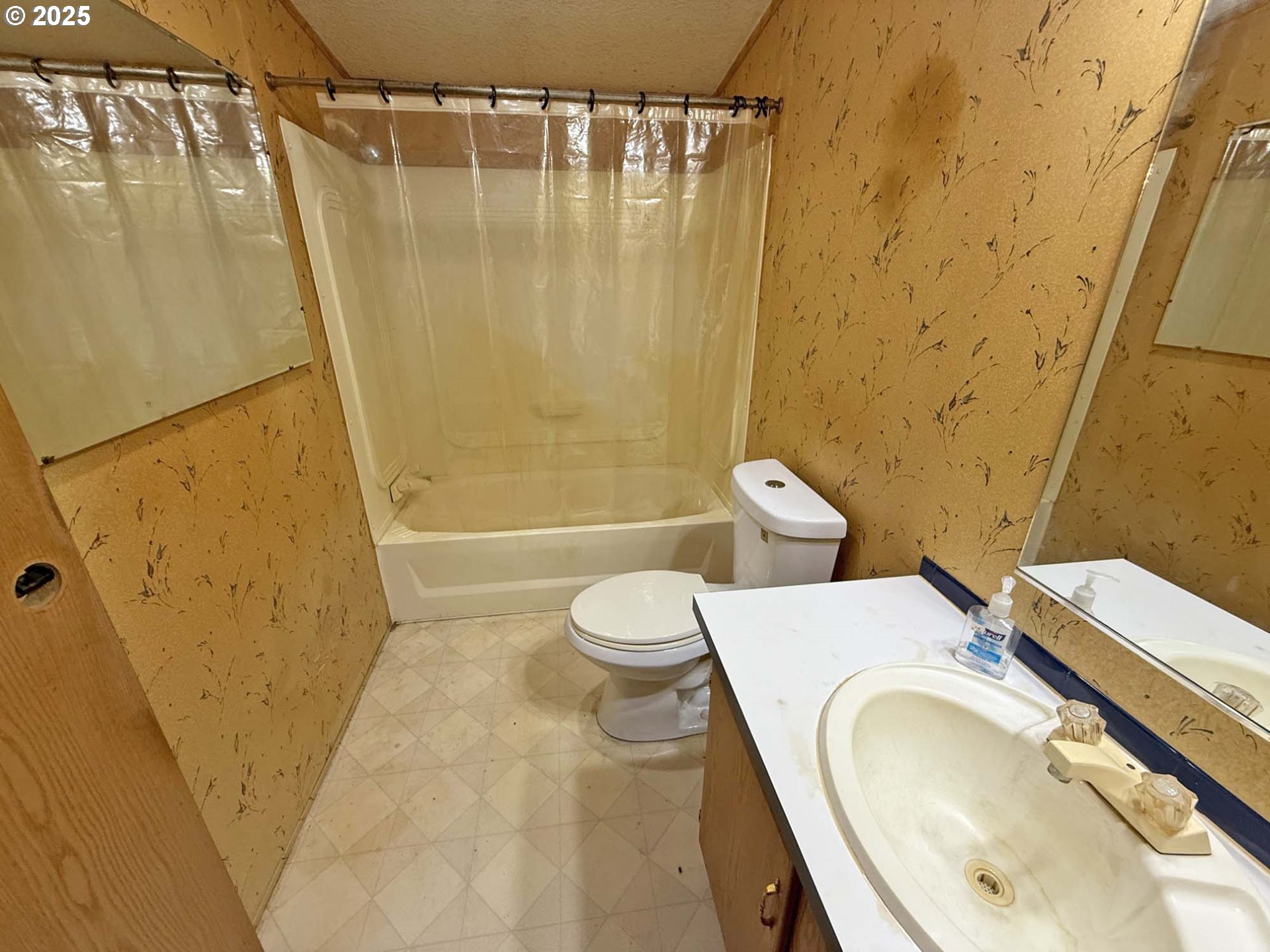 property viewer photo 22