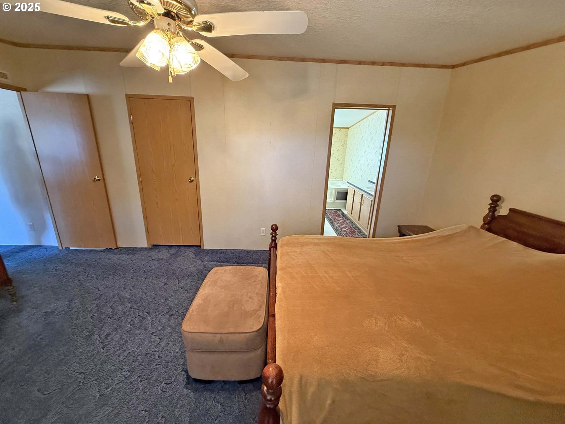 property viewer photo 25