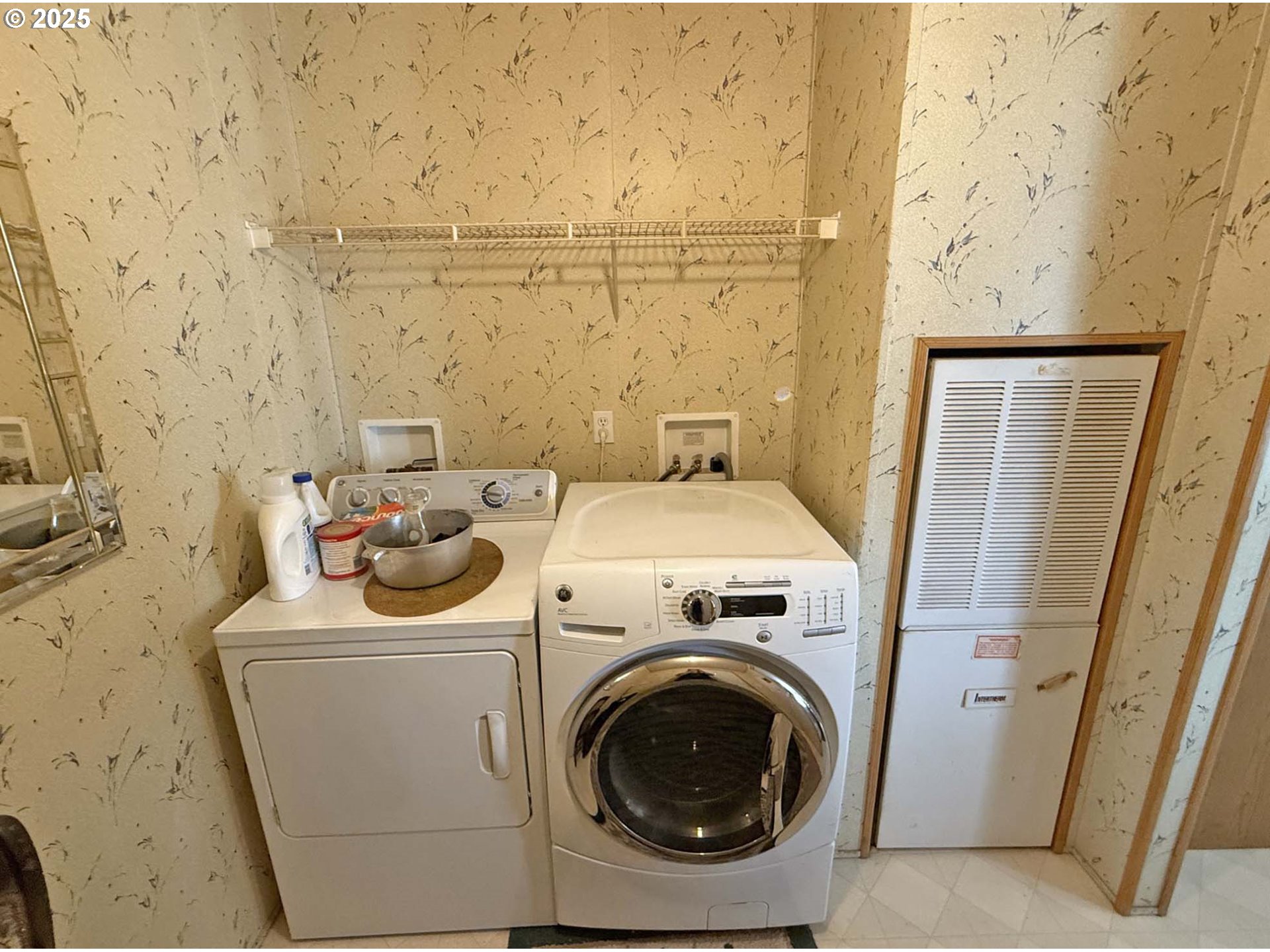 property viewer photo 28