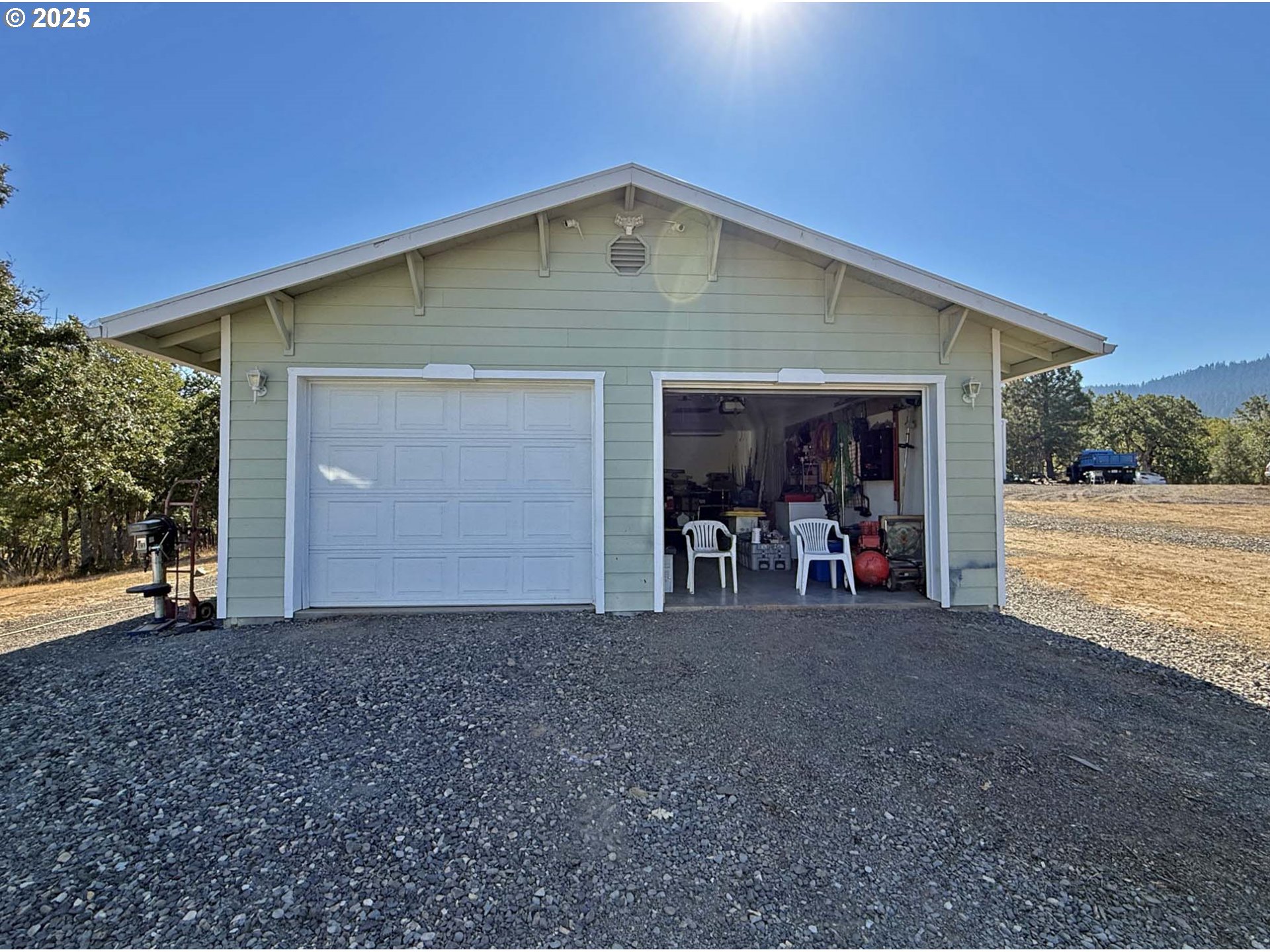 property viewer photo 29