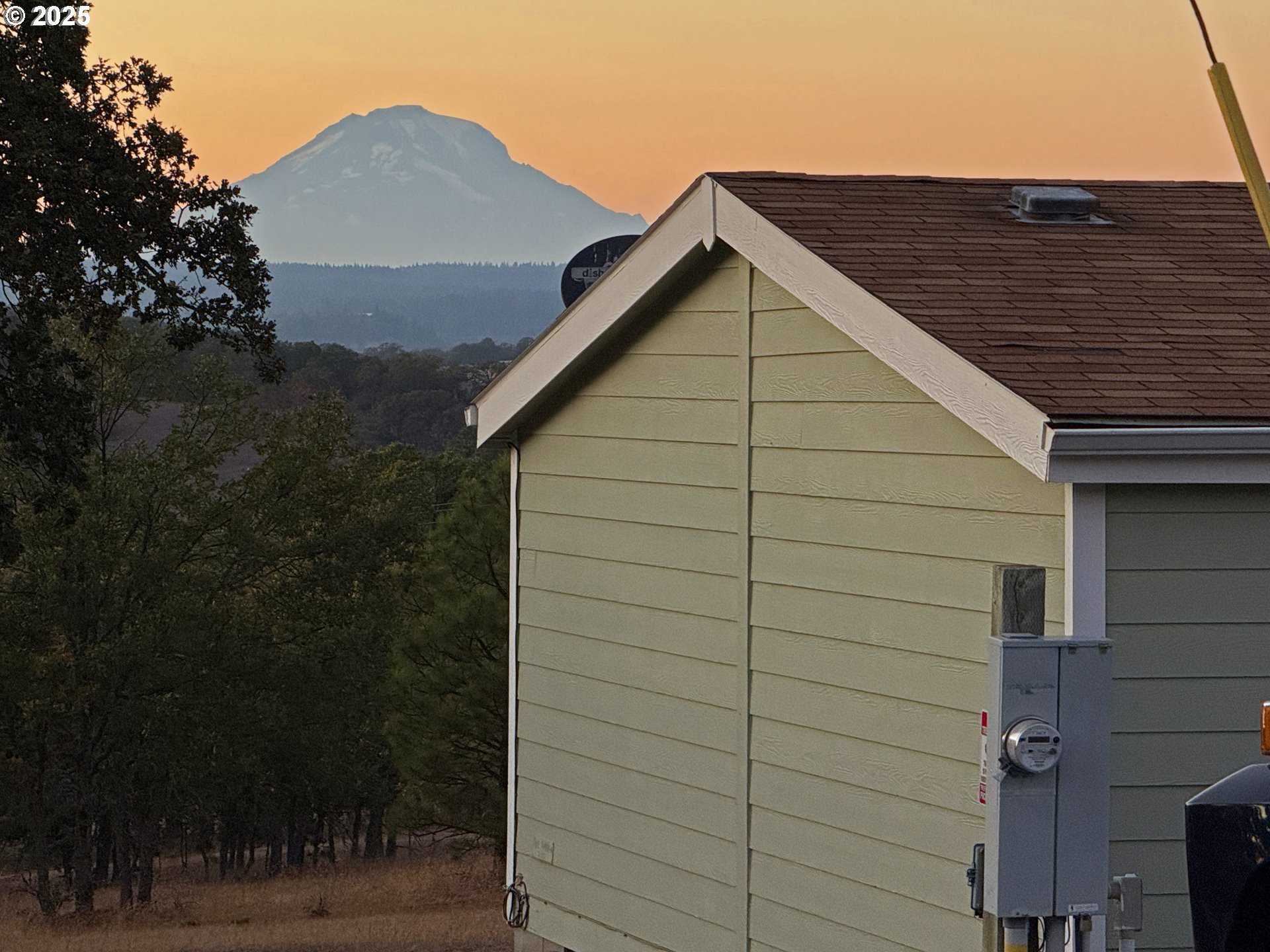 property viewer photo 4