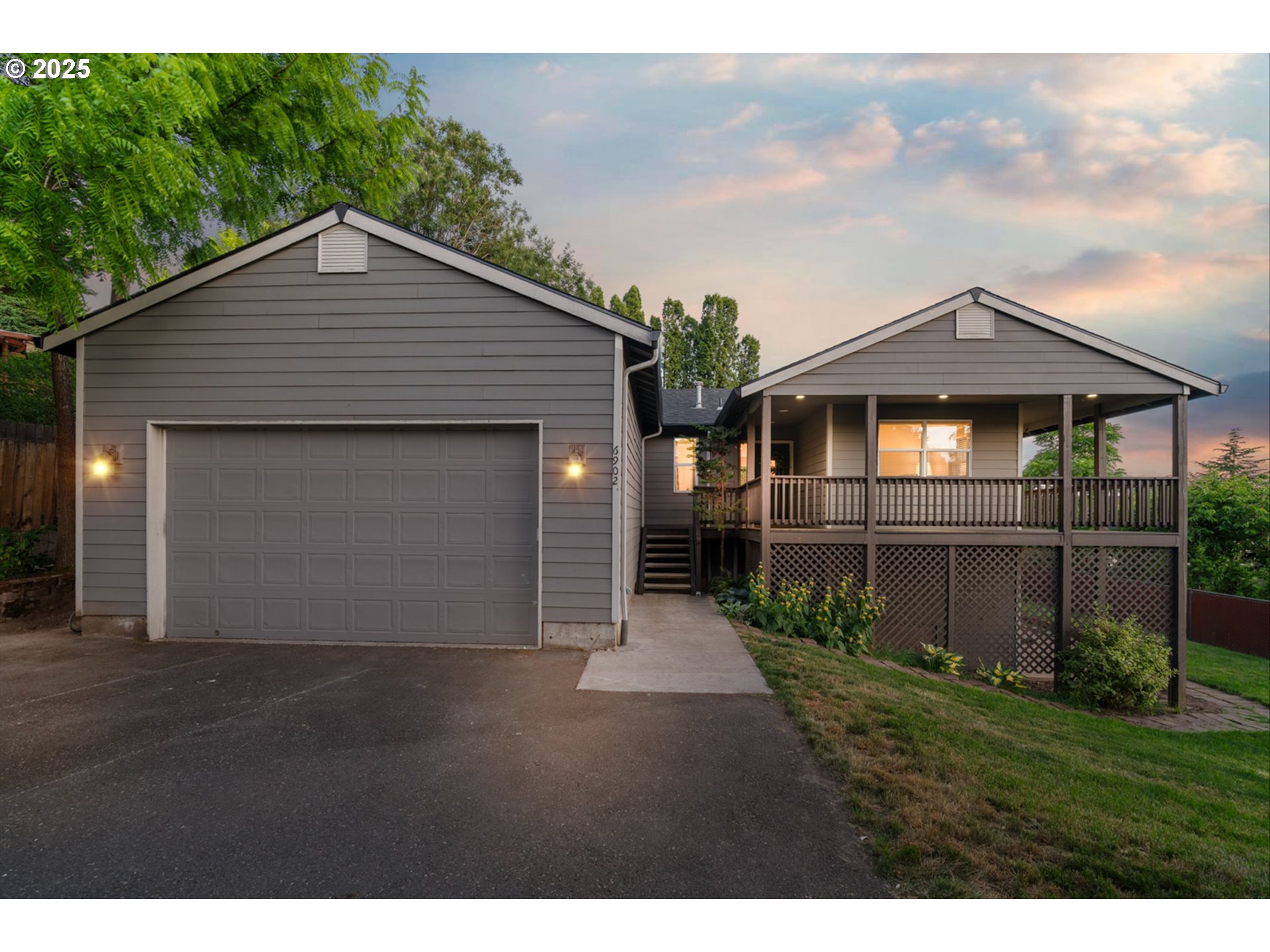main property photo 0