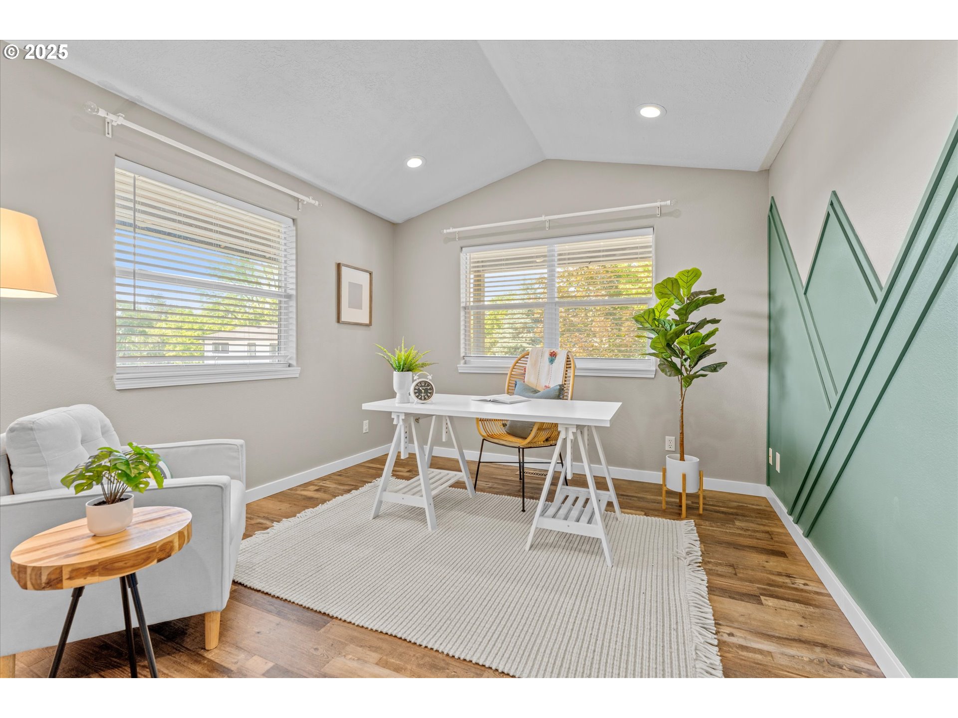 property viewer photo 10