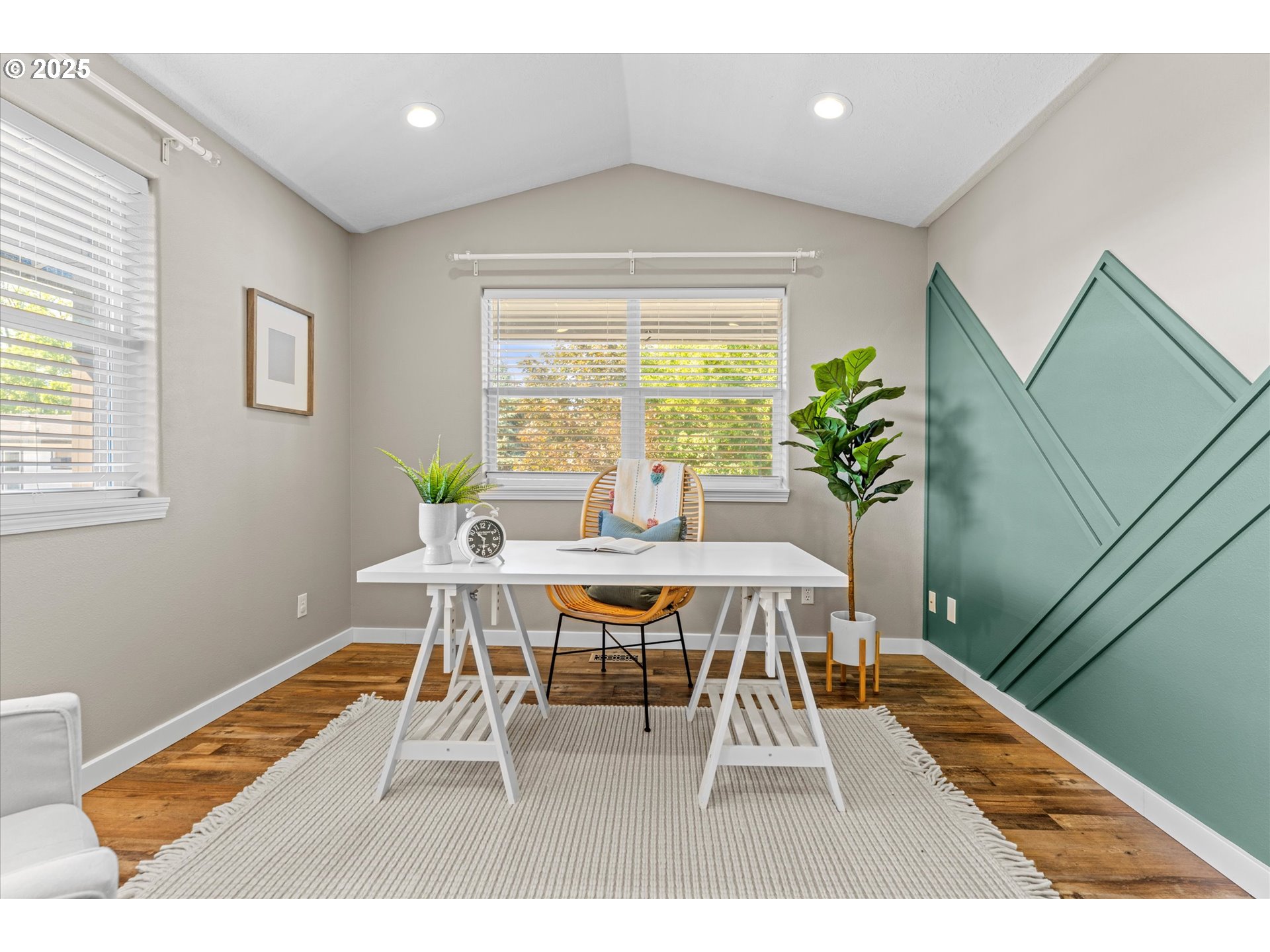 property viewer photo 11