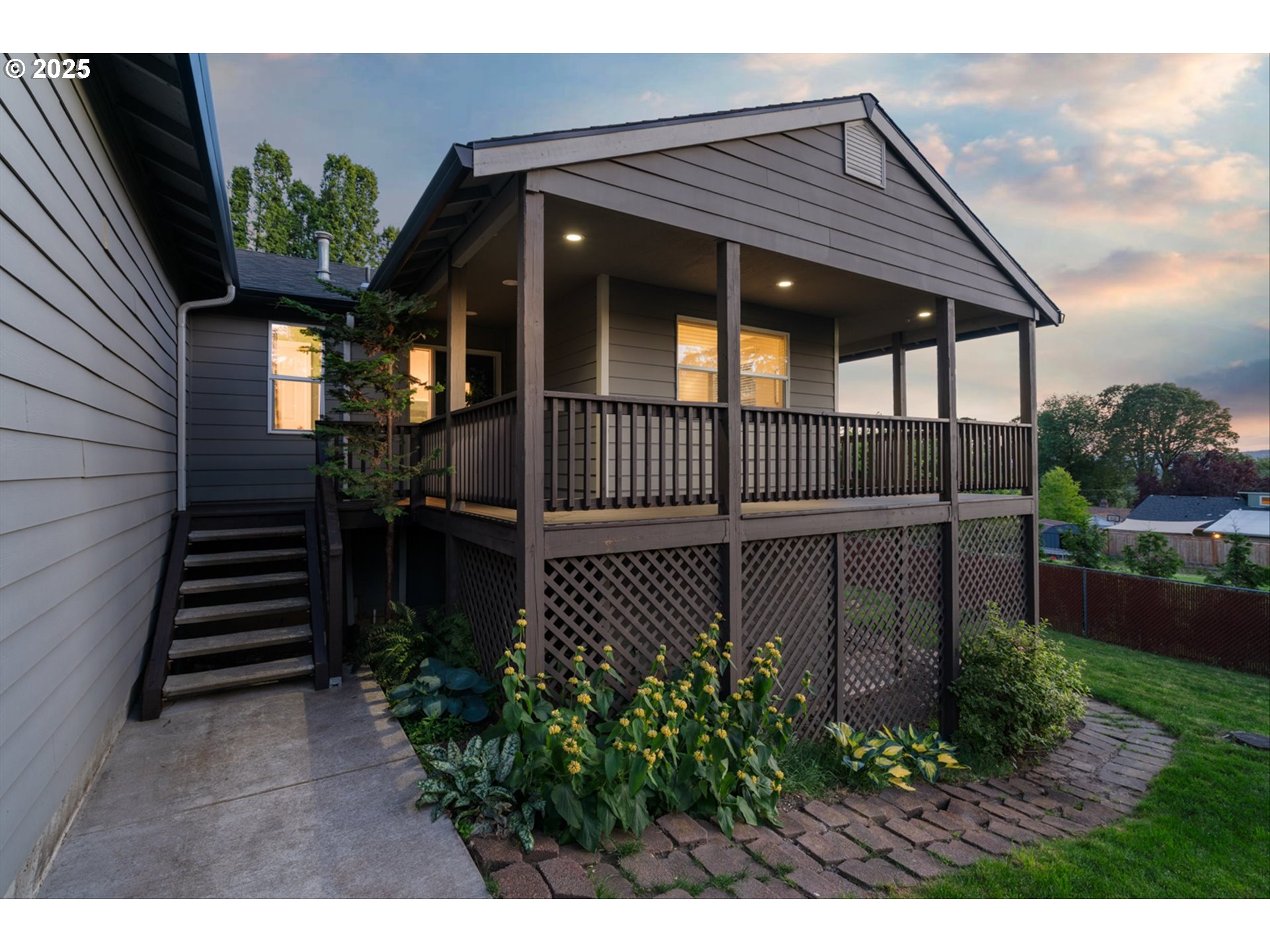 property viewer photo 30
