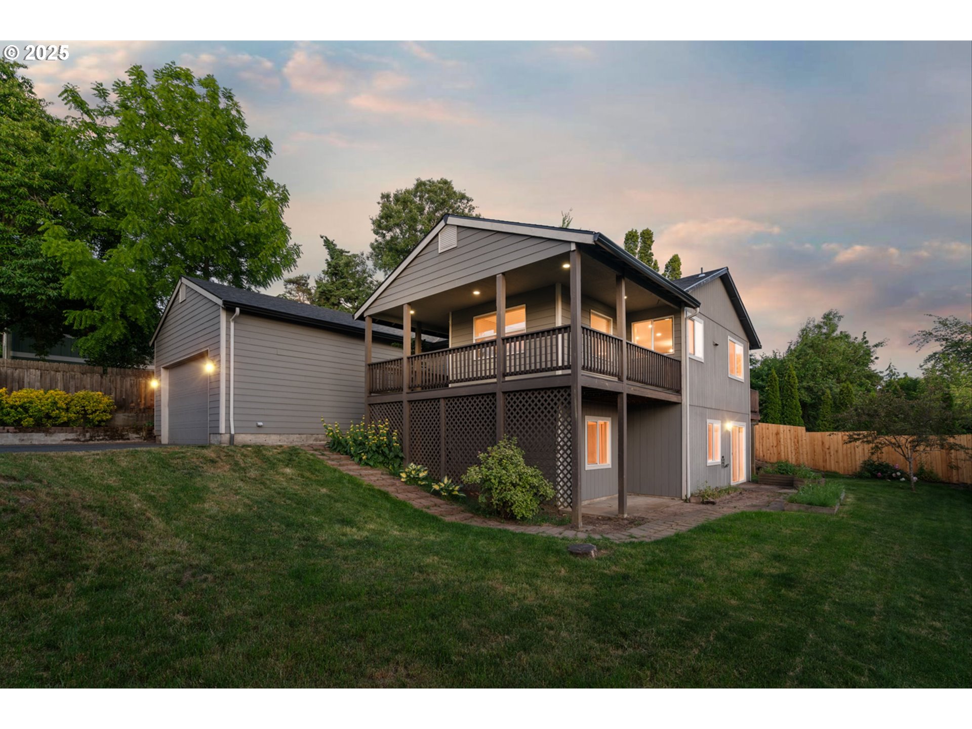 property viewer photo 31