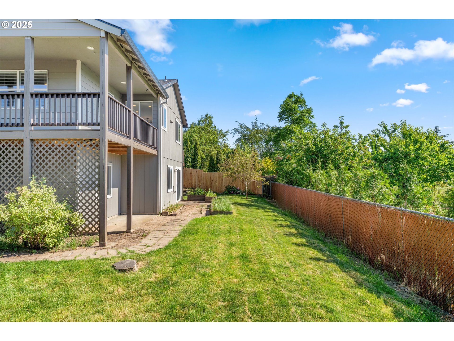 property viewer photo 33