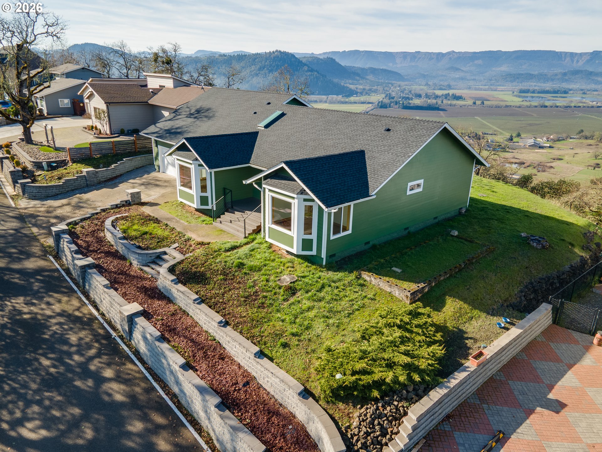 main property photo 44