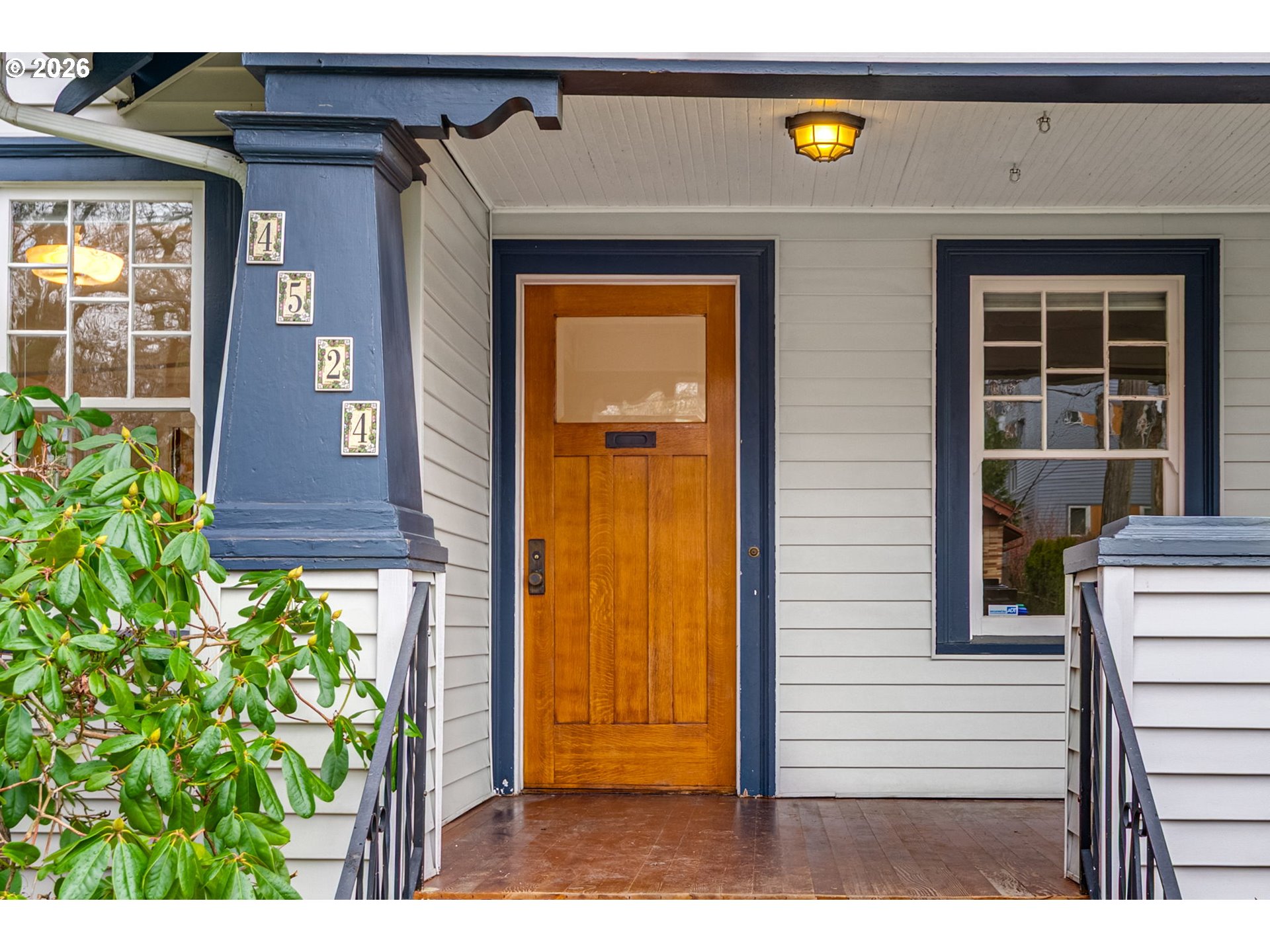 property viewer photo 1