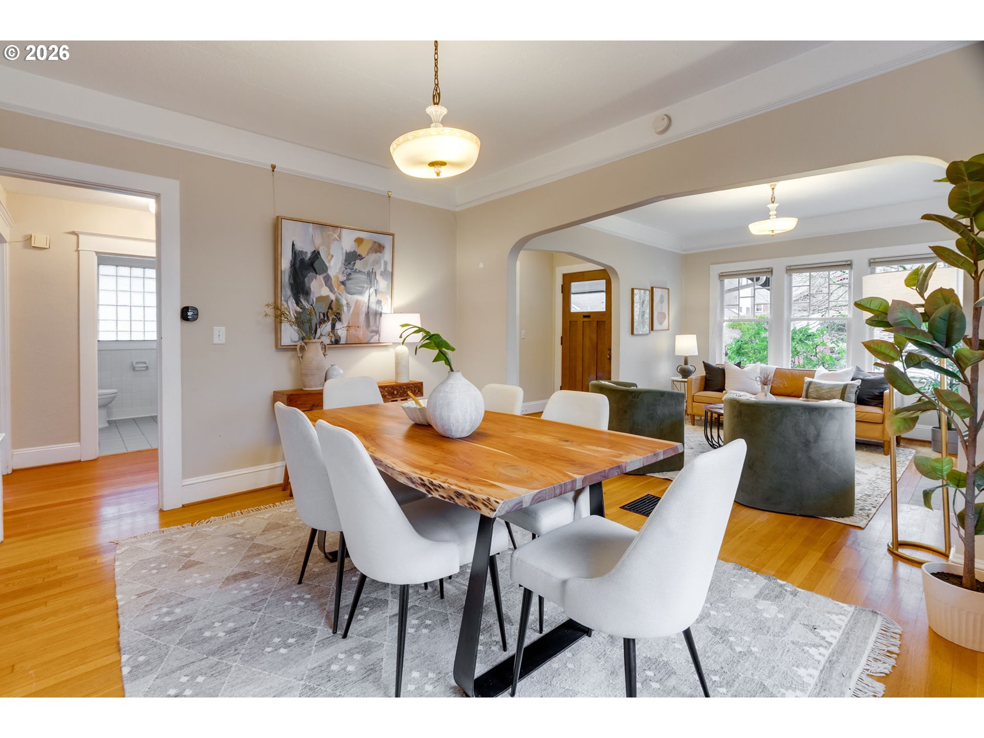 property viewer photo 10