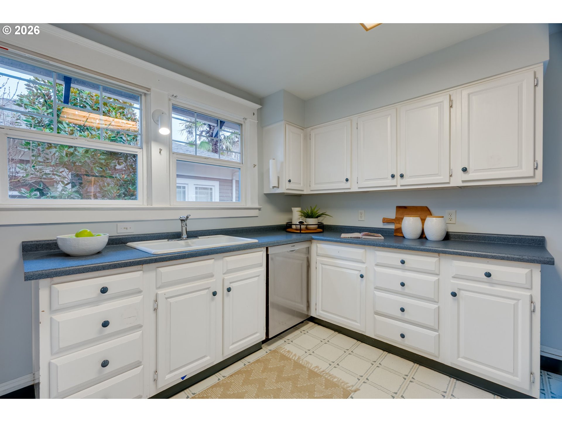 property viewer photo 13