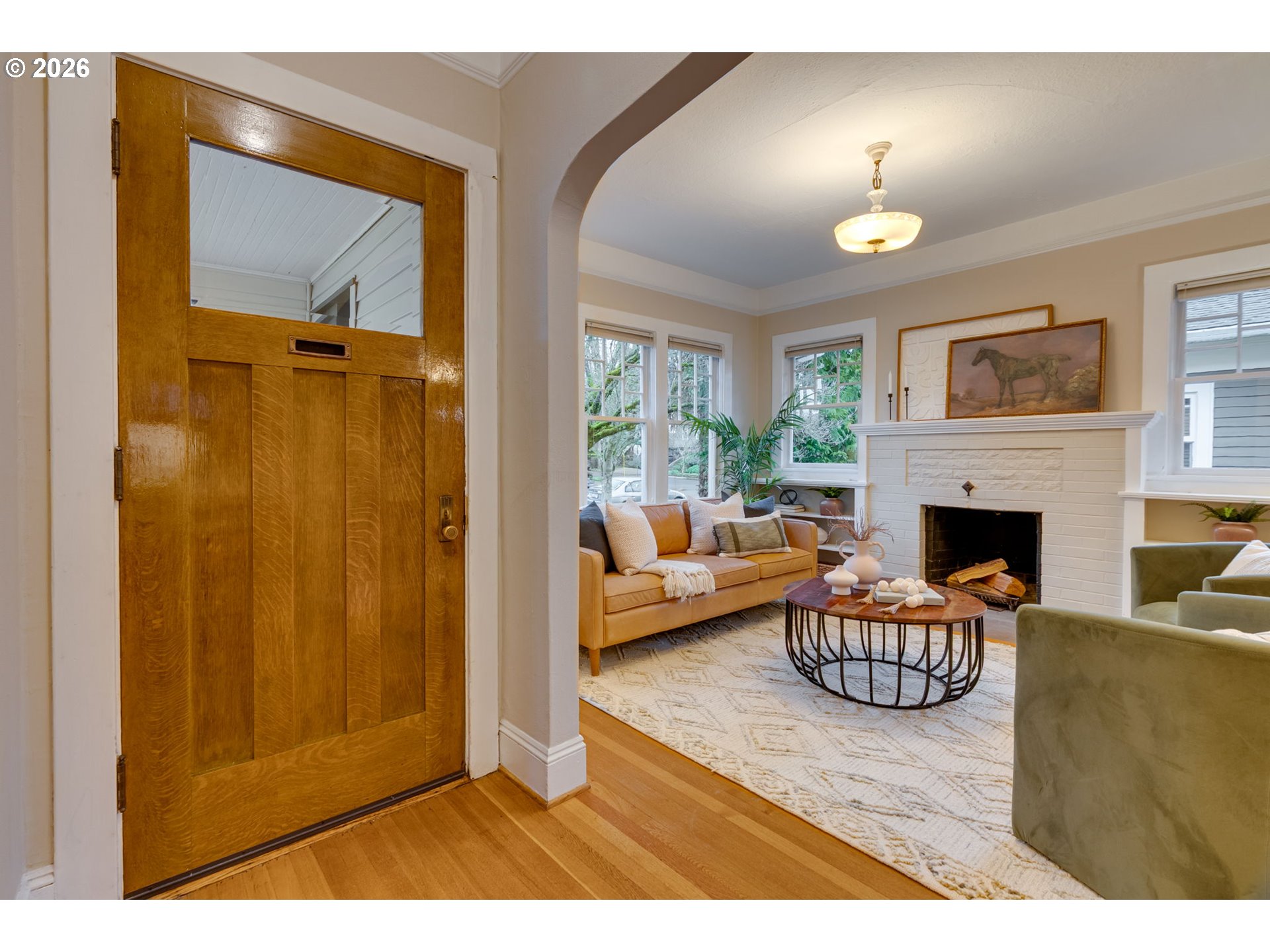 property viewer photo 2