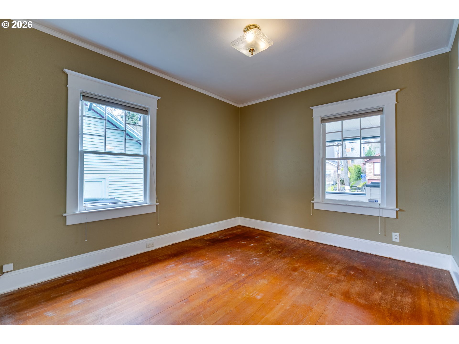 property viewer photo 25