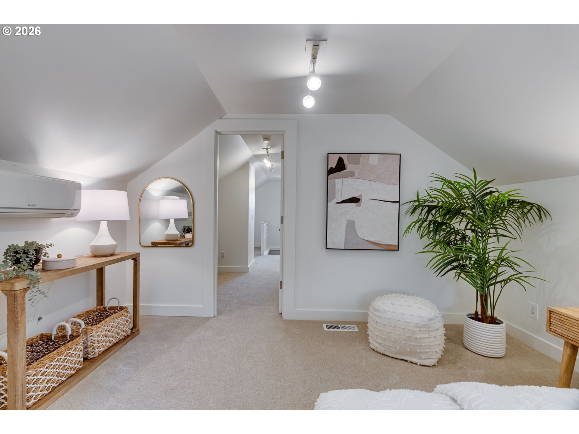 property viewer photo 28