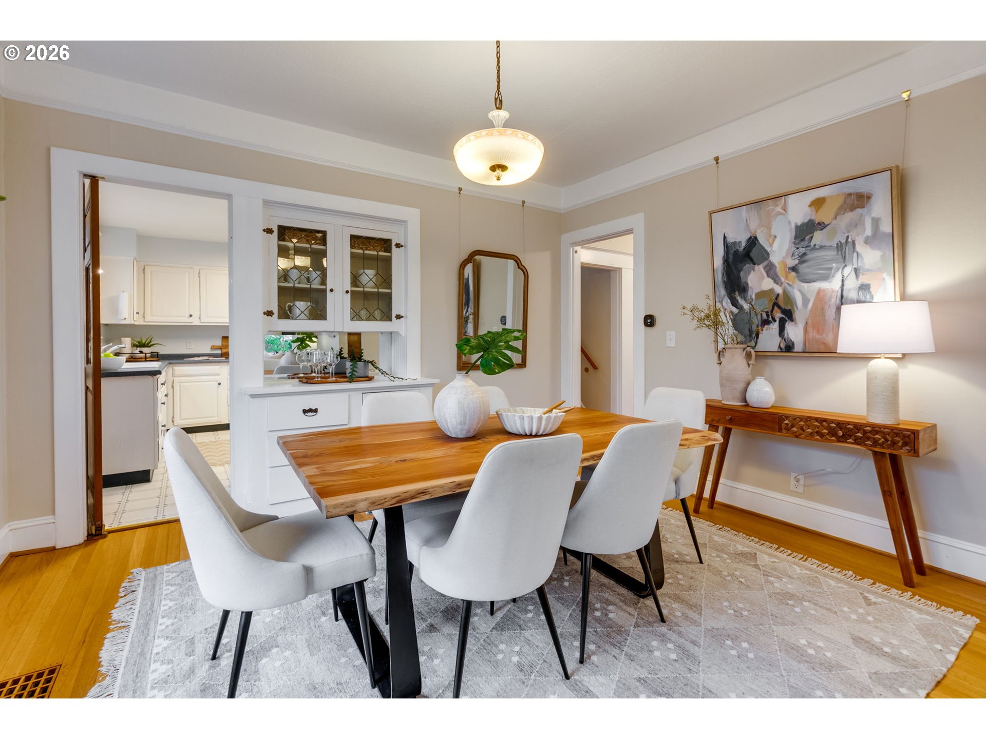 property viewer photo 8