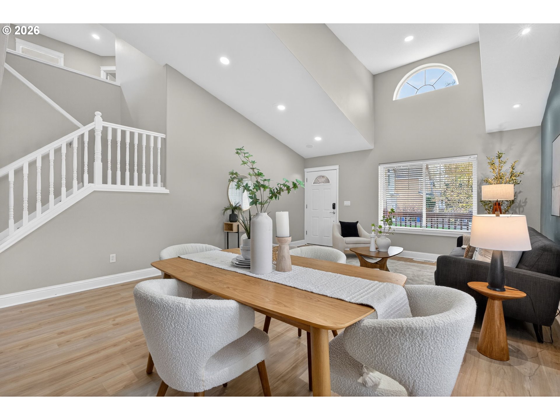 property viewer photo 10
