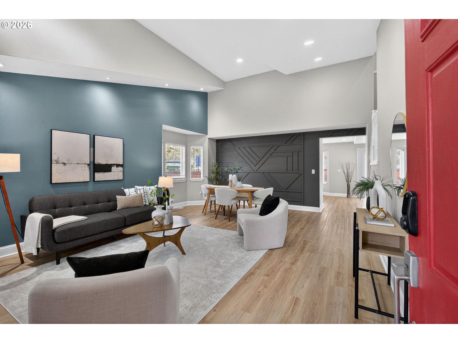 property viewer photo 2