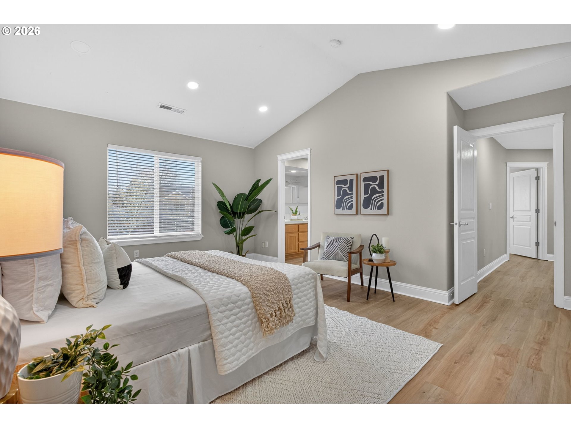 property viewer photo 29