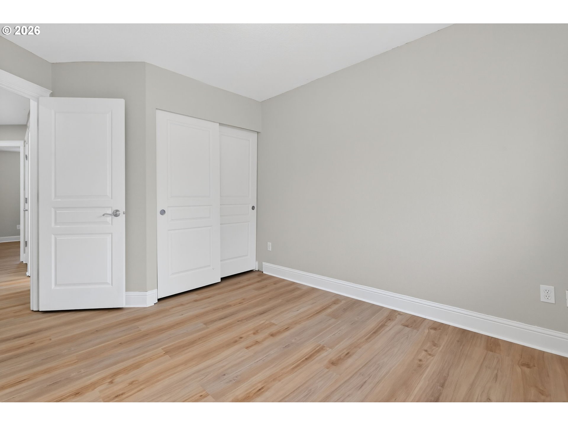 property viewer photo 39
